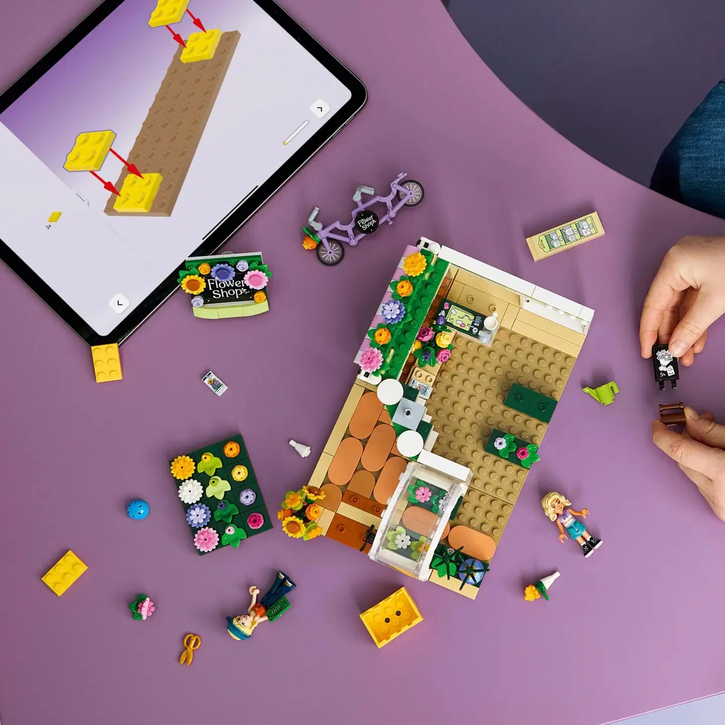 LEGO® Friends 42693 Luovuuden kukkakauppa - 10