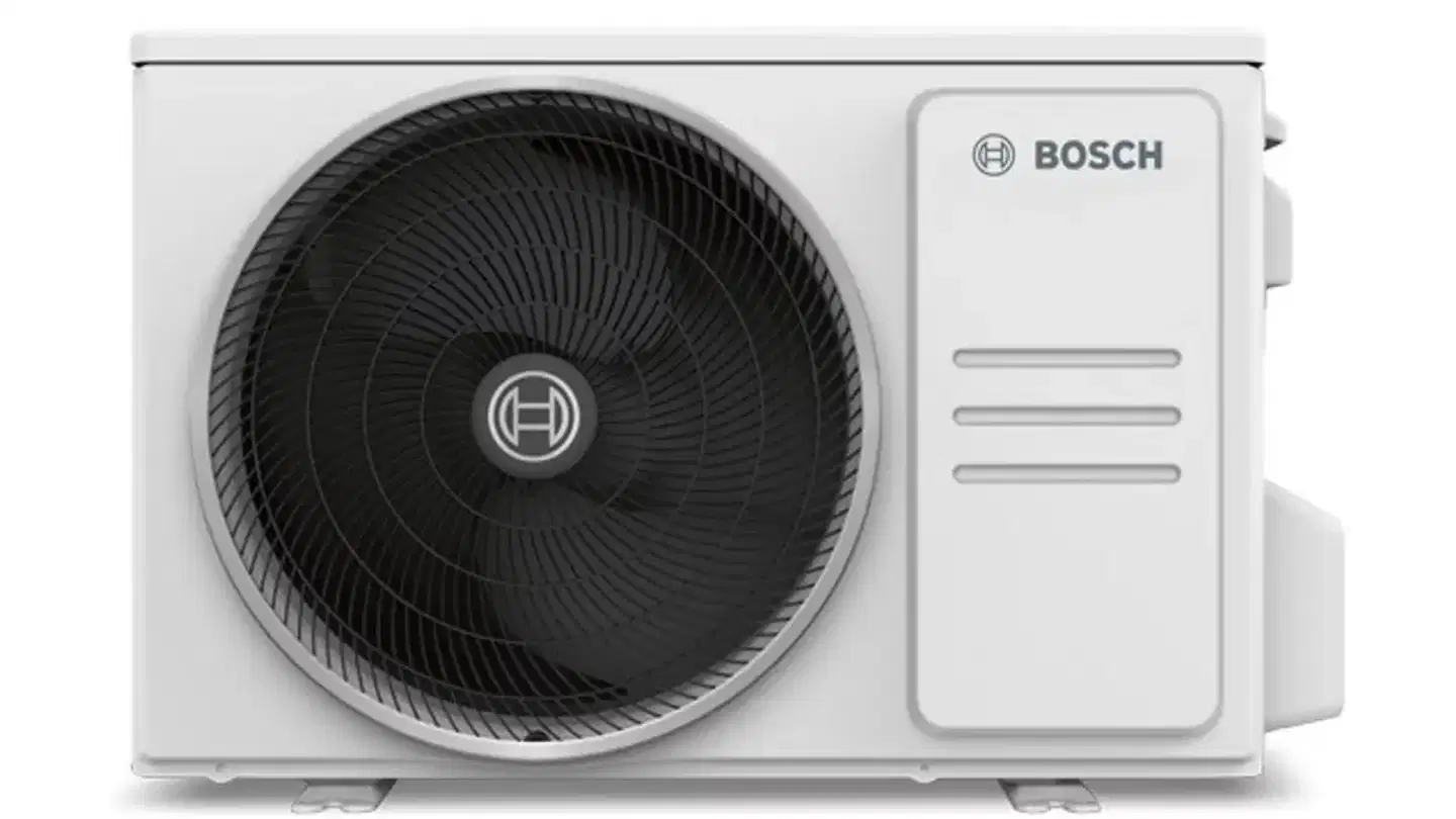 Bosch Climate 7100 35-heb ilmalämpöpumppu musta asennettuna - 5