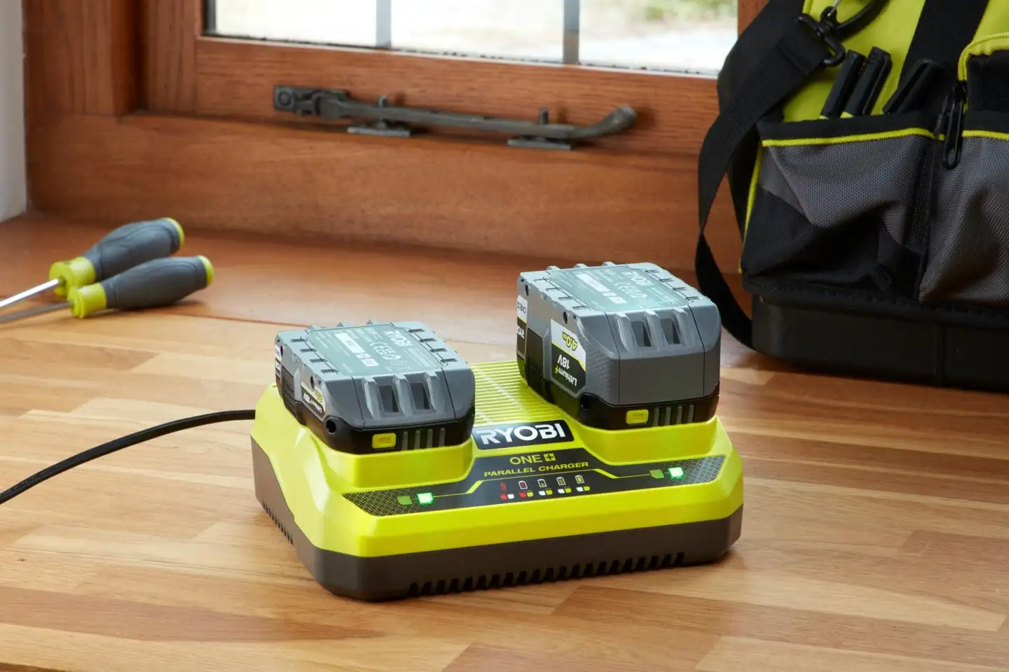 Ryobi tuplalaturi RC18240 - 2