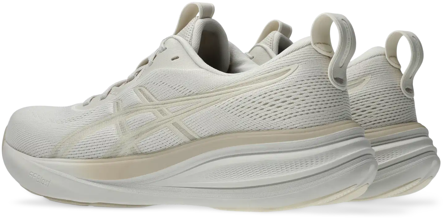 Asics Gel-Pulse 17 naisten juoksukenkä - SOFT OAT/SIMPLY TAUPE - 4