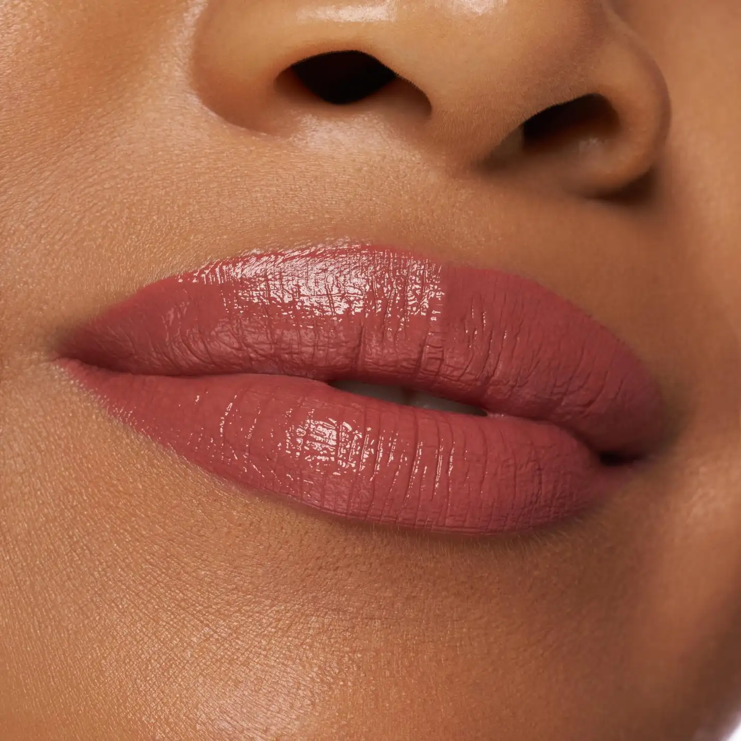 essence satin GLOW luminous shine lipstick 01 Whole Latte Love 3.5 g - Whole Latte Love - 5