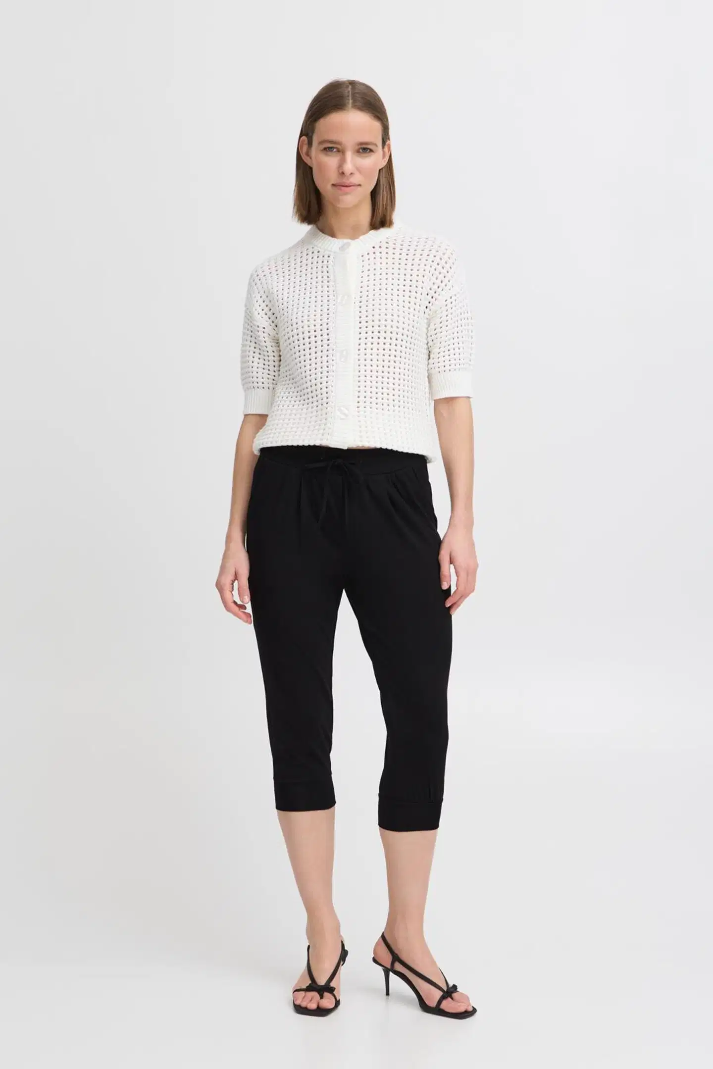 B.young naisten caprit Bypandina - Black - 3