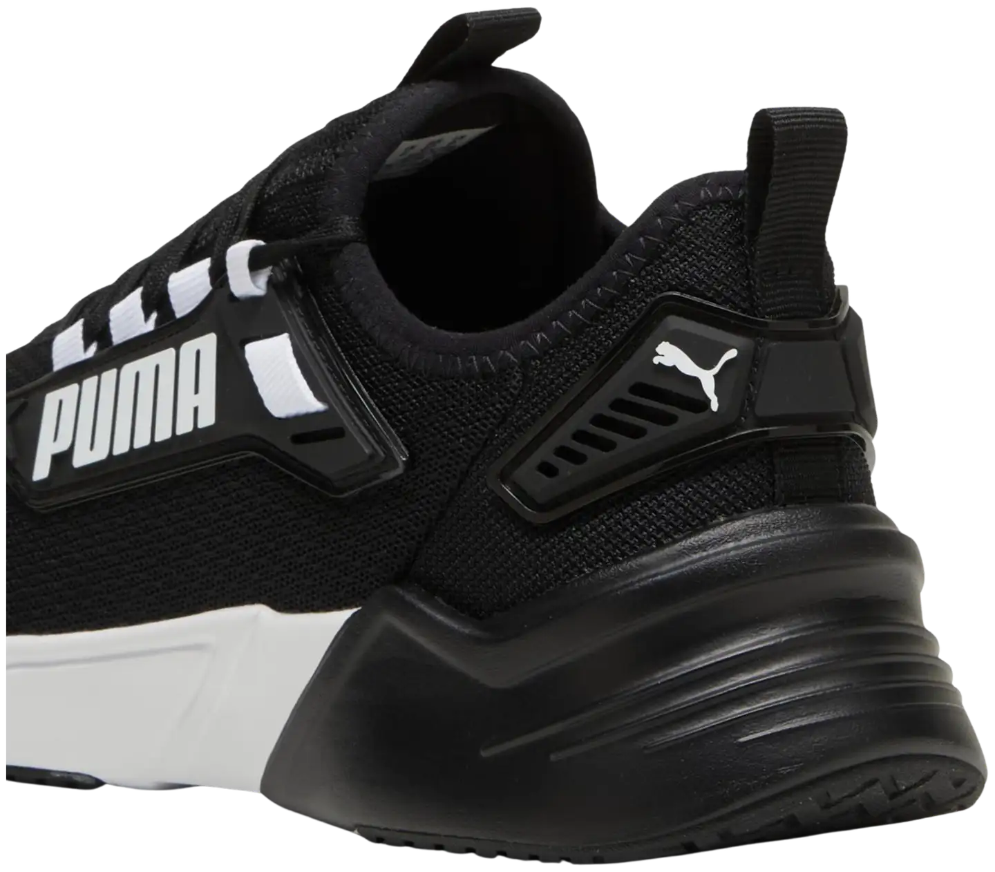 Puma miesten vapaa-ajan lenkkari Retaliate 3 Black - Black/white - 5