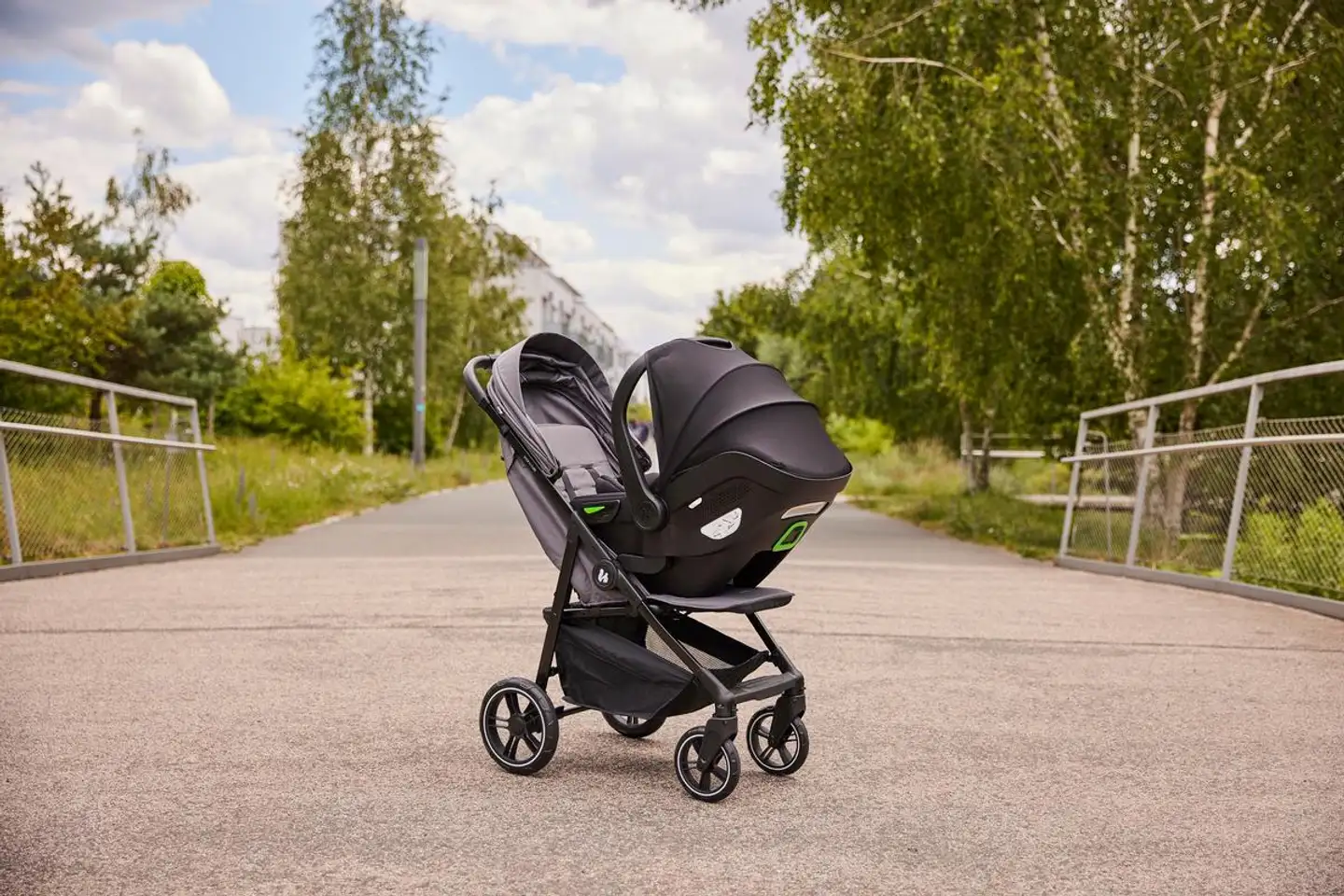 Hauck yhdistelmävaunut Shop N Care Trio Set 0-25 kg harmaa - 39