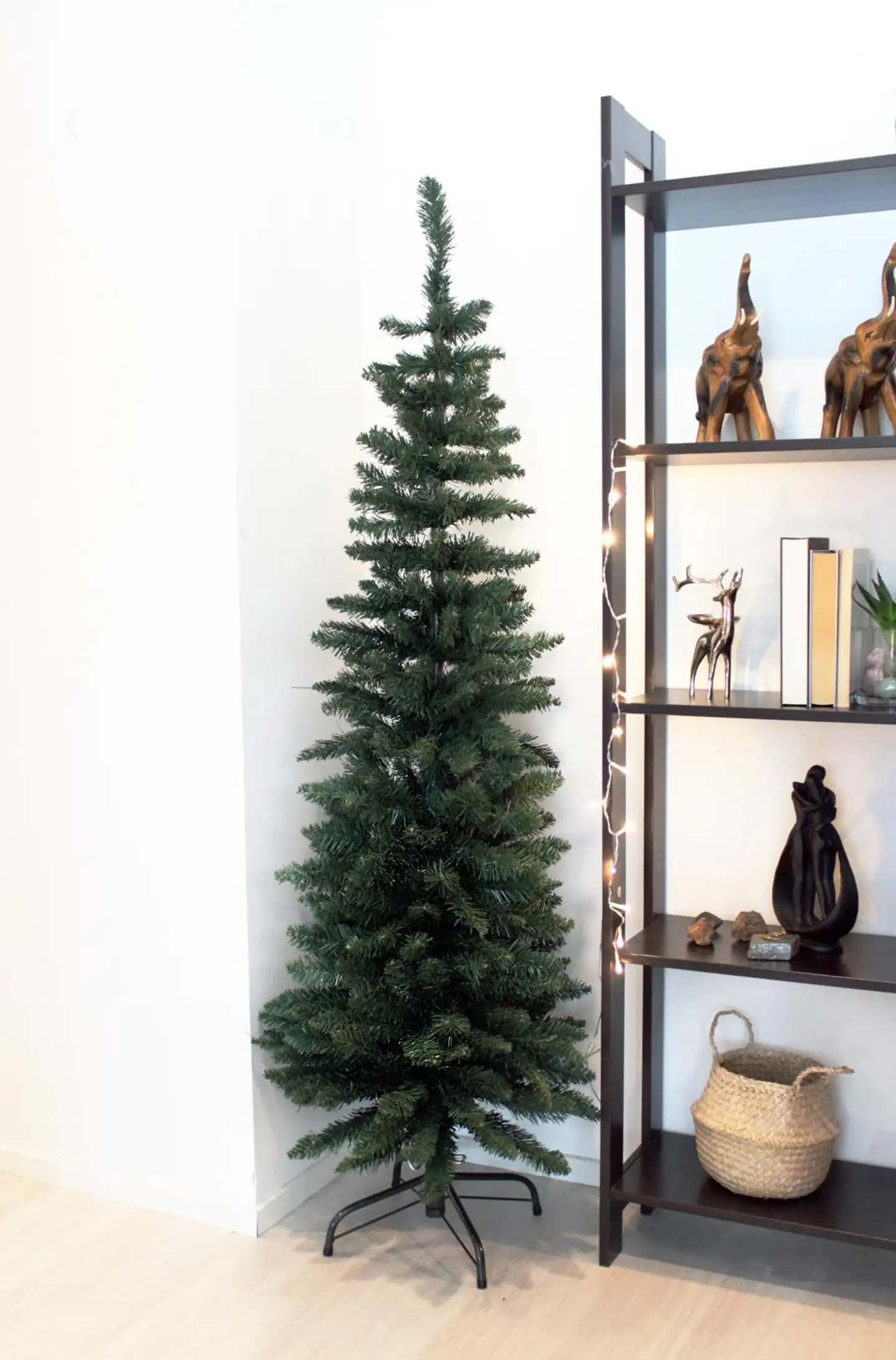 Finnlumor Joulukuusi kapea 210 cm - 4