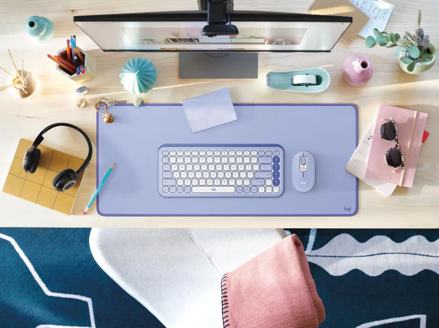 Logitech Desk Mat Studio Series 700x300 Lila - 4