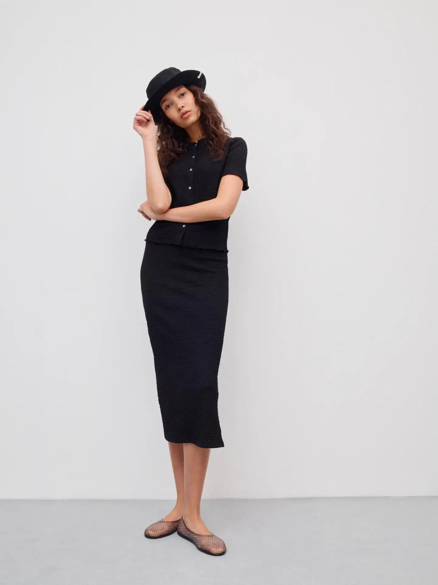 WKLY. naisten kauluspusero 213W090141 - BLACK - 4