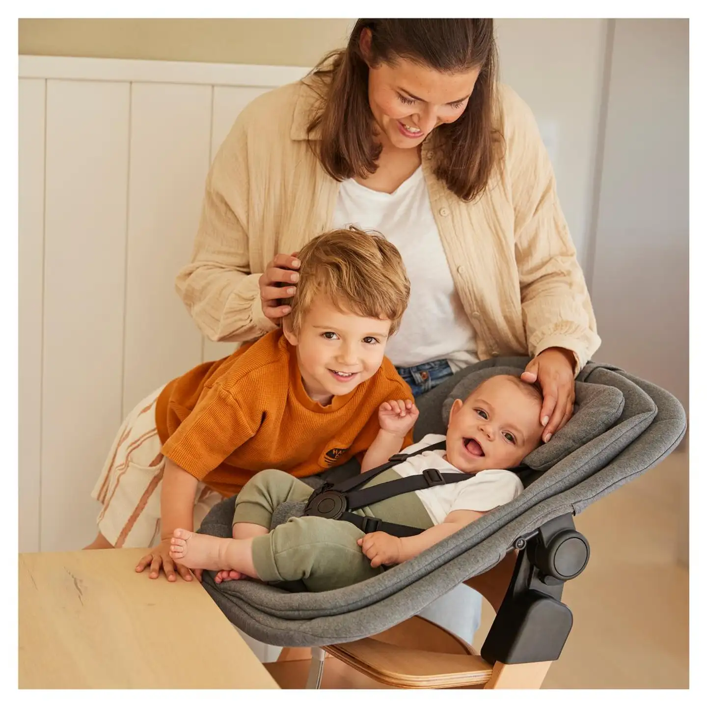 Hauck sitteri Highchair Bouncer tummanharmaa - 32