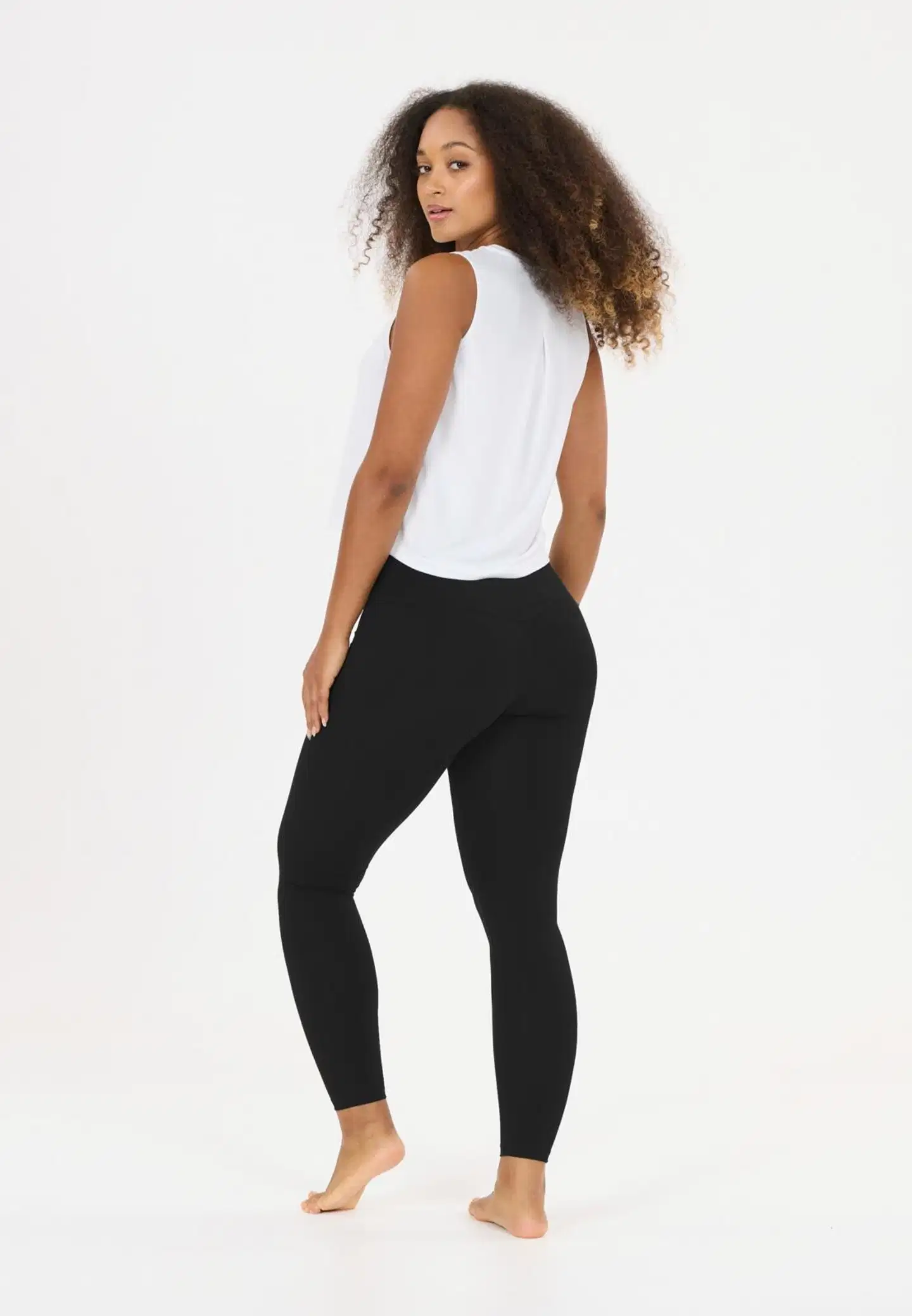 Athlecia naisten treenitrikoot Emarri EA263444 - 1001 Black - 4