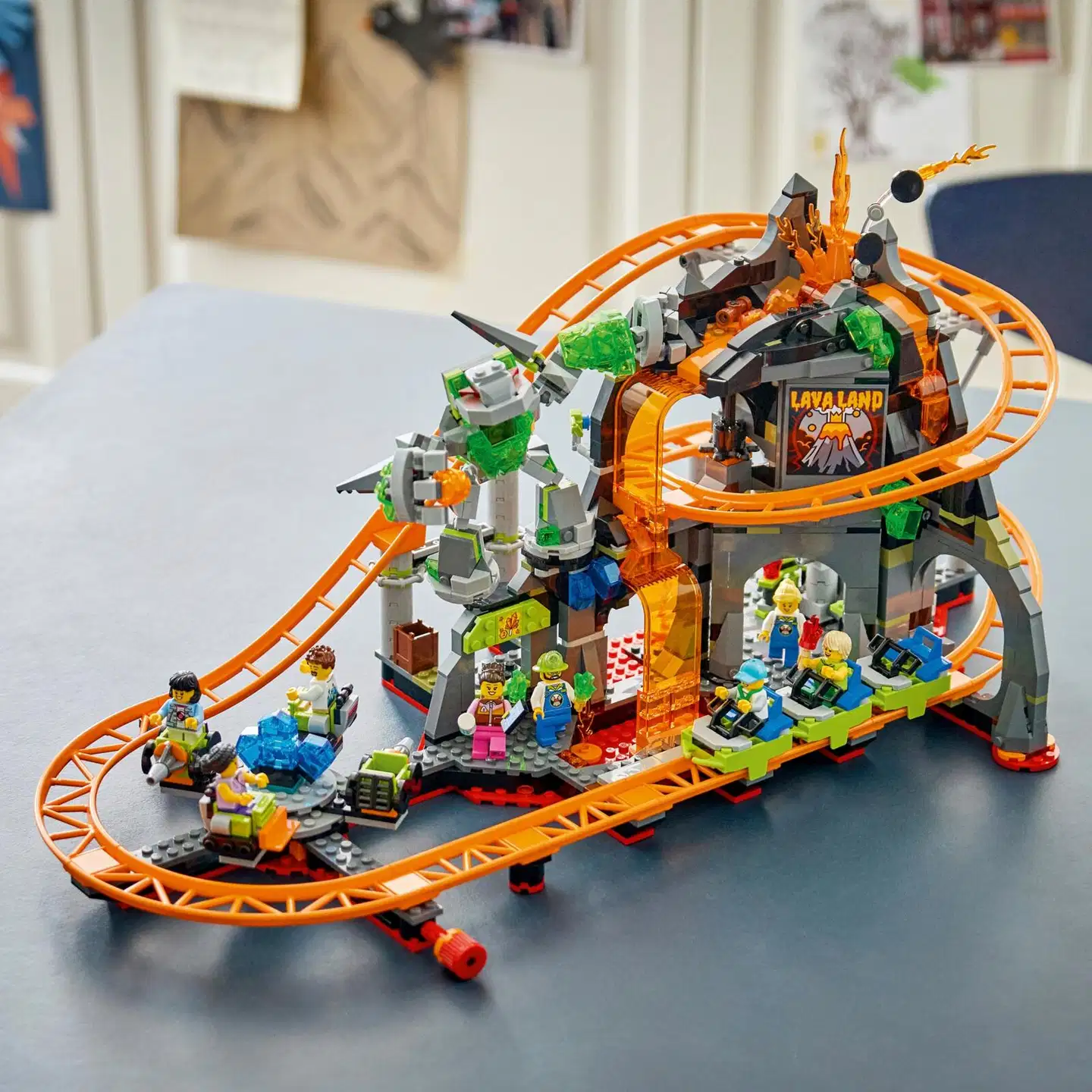LEGO® My City 60501 Lava Land-huvipuisto - 9