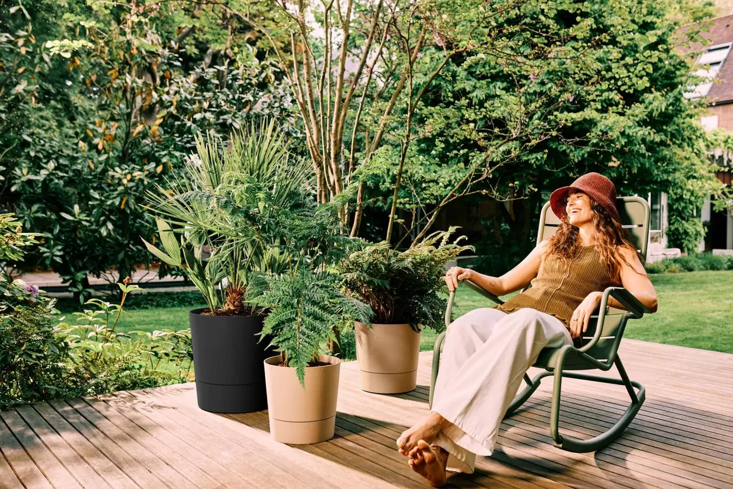 elho ruukku Foss 43cm aluslautasella musta - 3