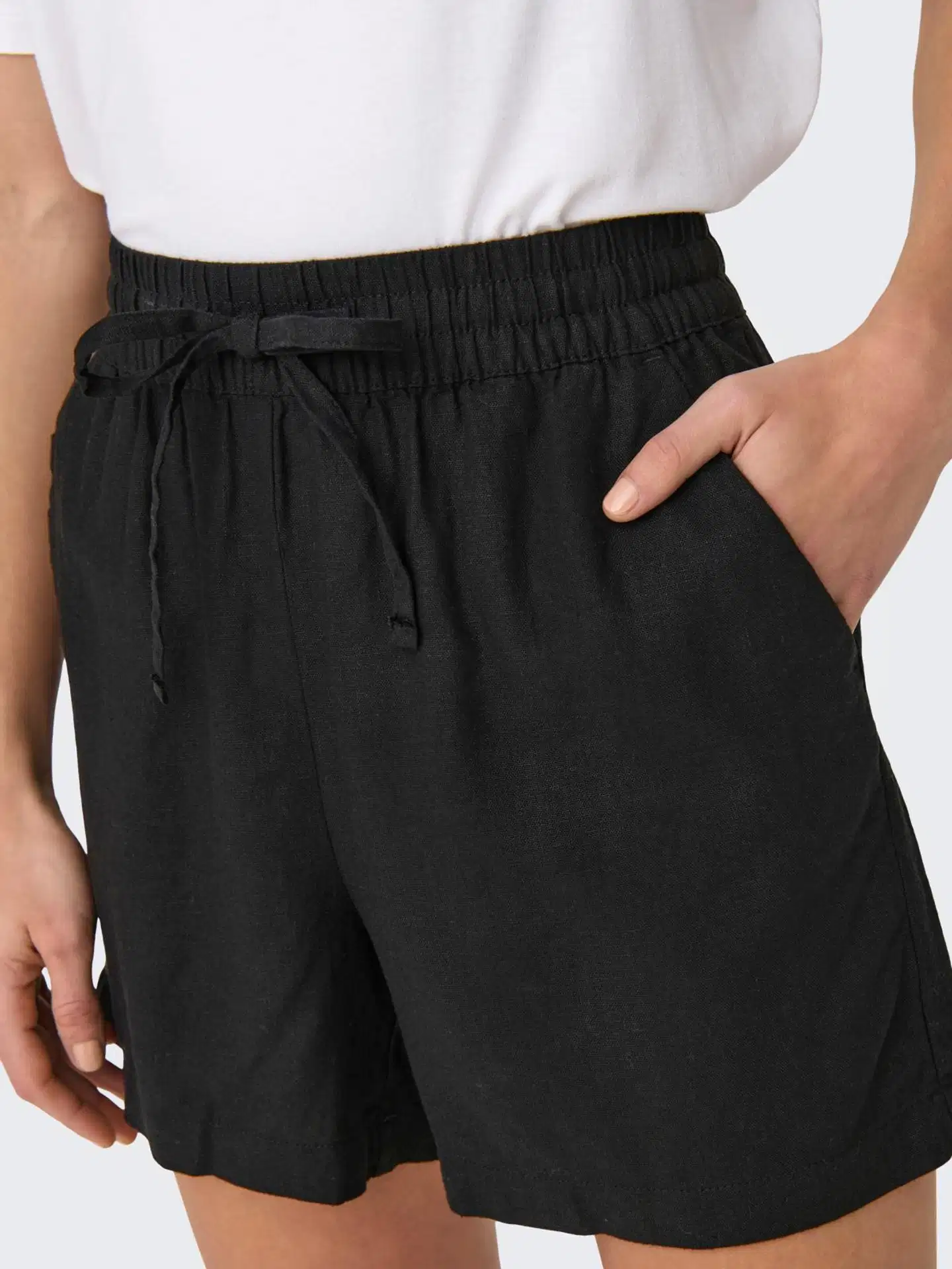 JDY naisten shortsit Jdysay - BLACK - 6