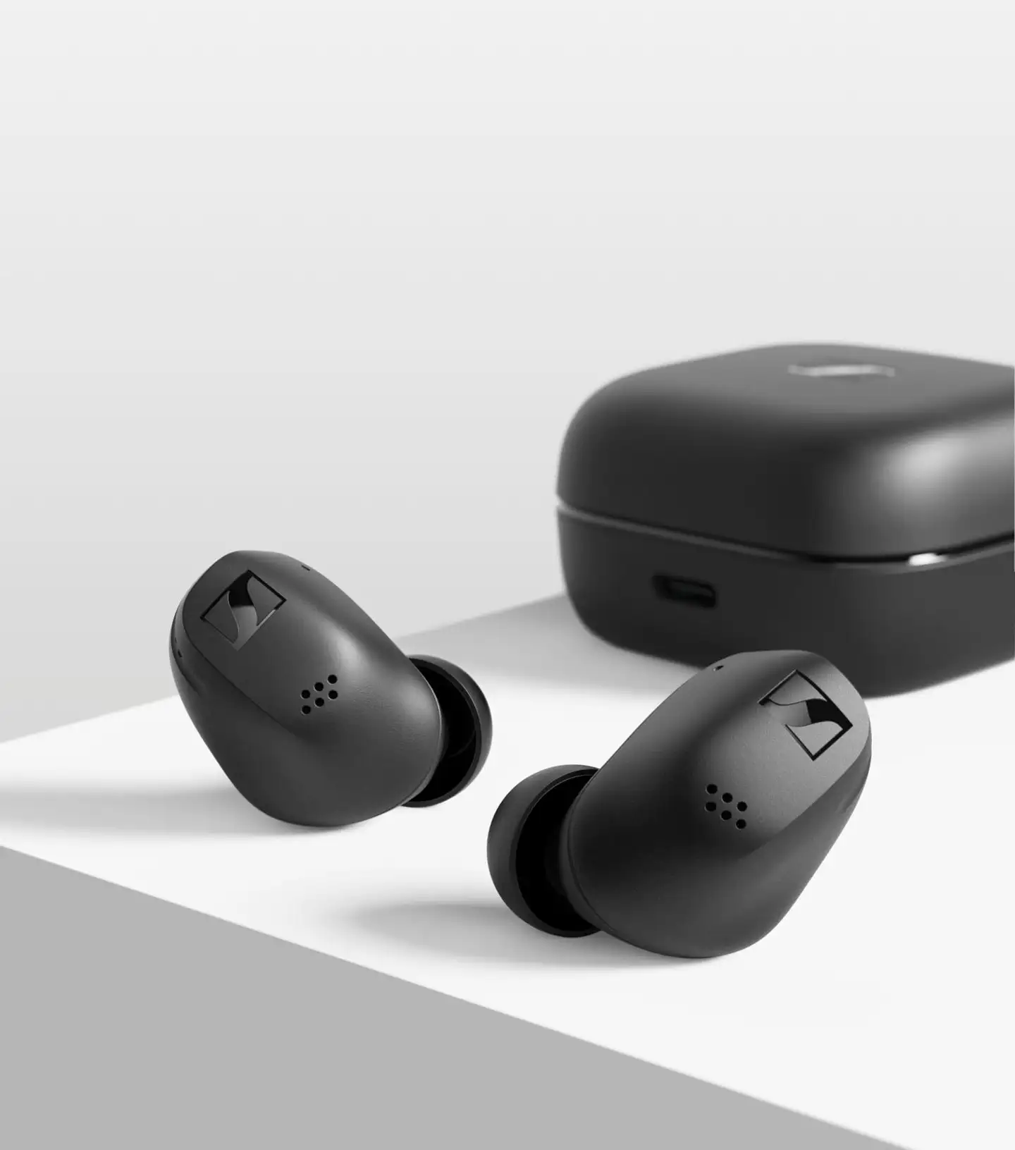 Sennheiser Accentum True Wireless langattomat vastamelunappikuulokkeet  musta - 14