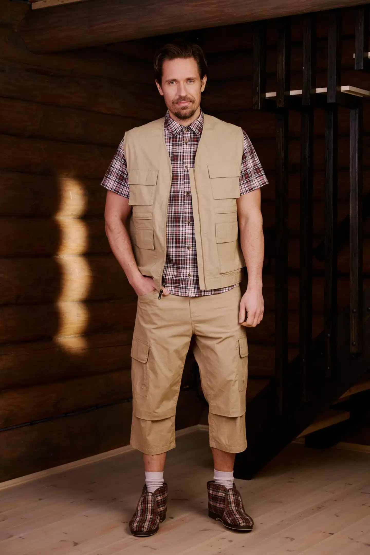 Reino&Aino miesten kalastajaliivi Reino - SAND - 2