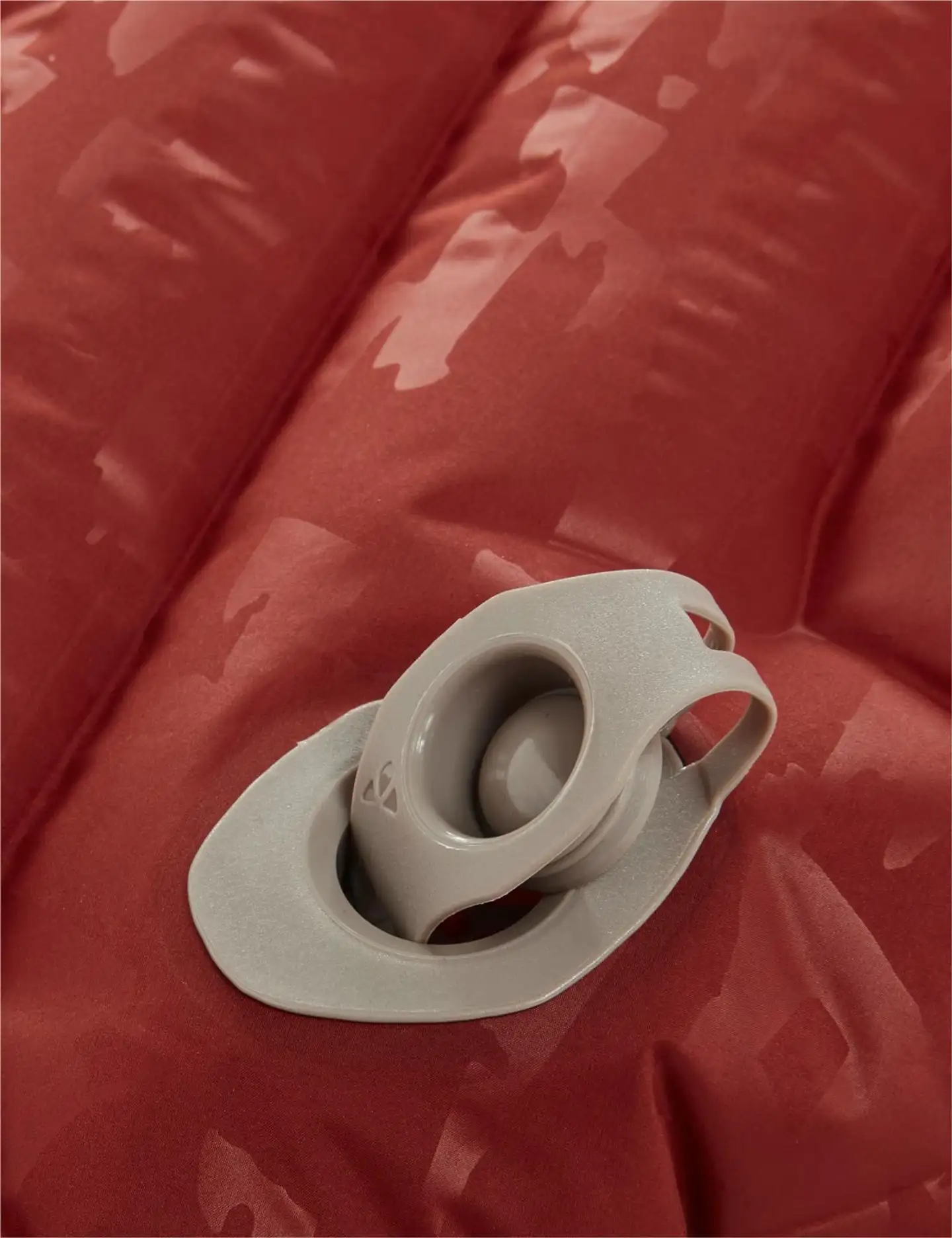 Vaude ilma- ja primaloft-täytteinen makuualusta Performance 7 L, redwood - 3