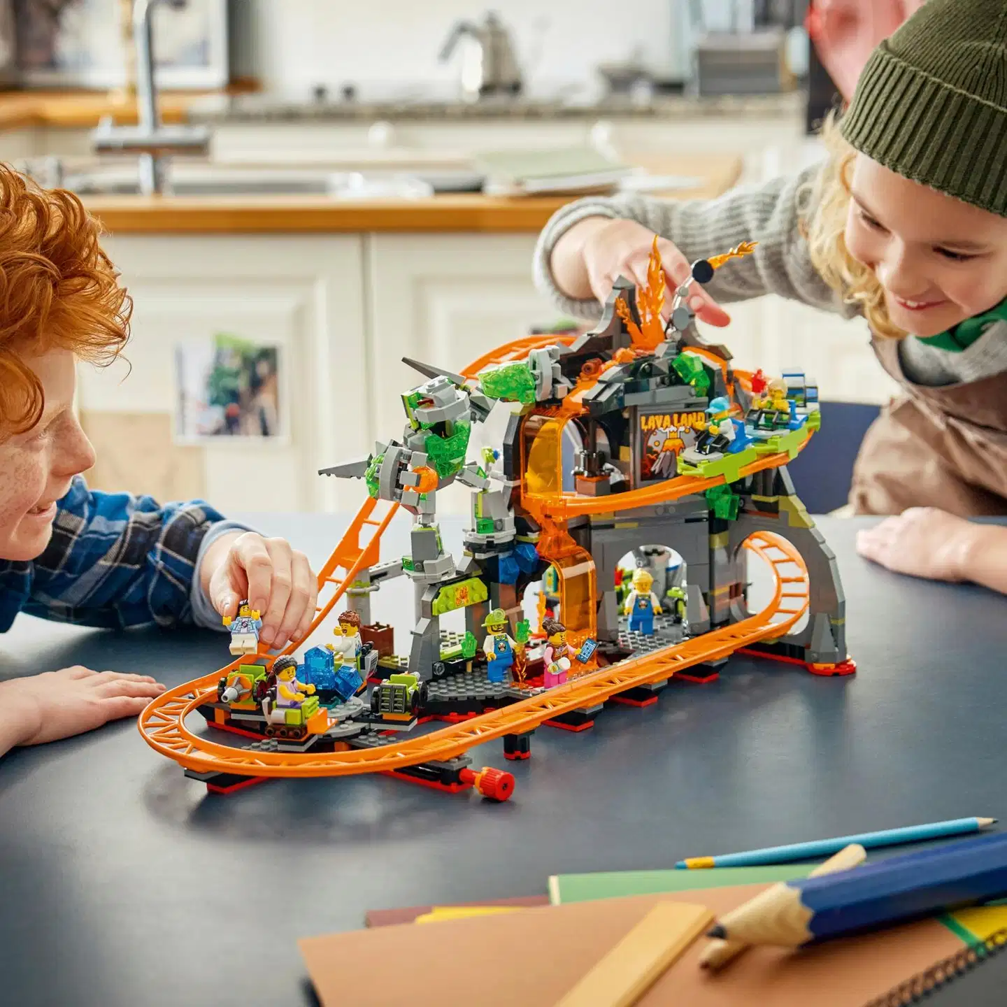 LEGO® My City 60501 Lava Land-huvipuisto - 8