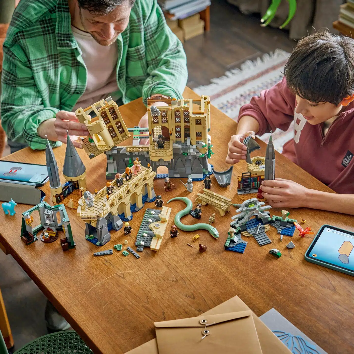 LEGO® Harry Potter TM 76473 Tylypahkan linna: Itäsiipi - 8