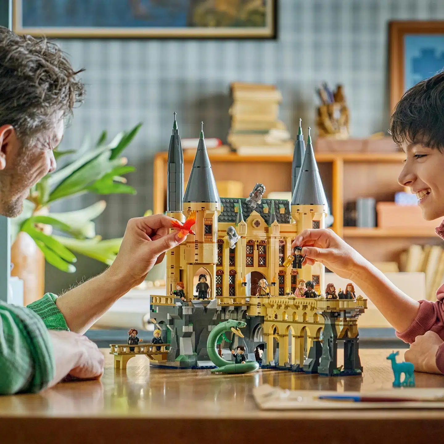 LEGO® Harry Potter TM 76473 Tylypahkan linna: Itäsiipi - 9