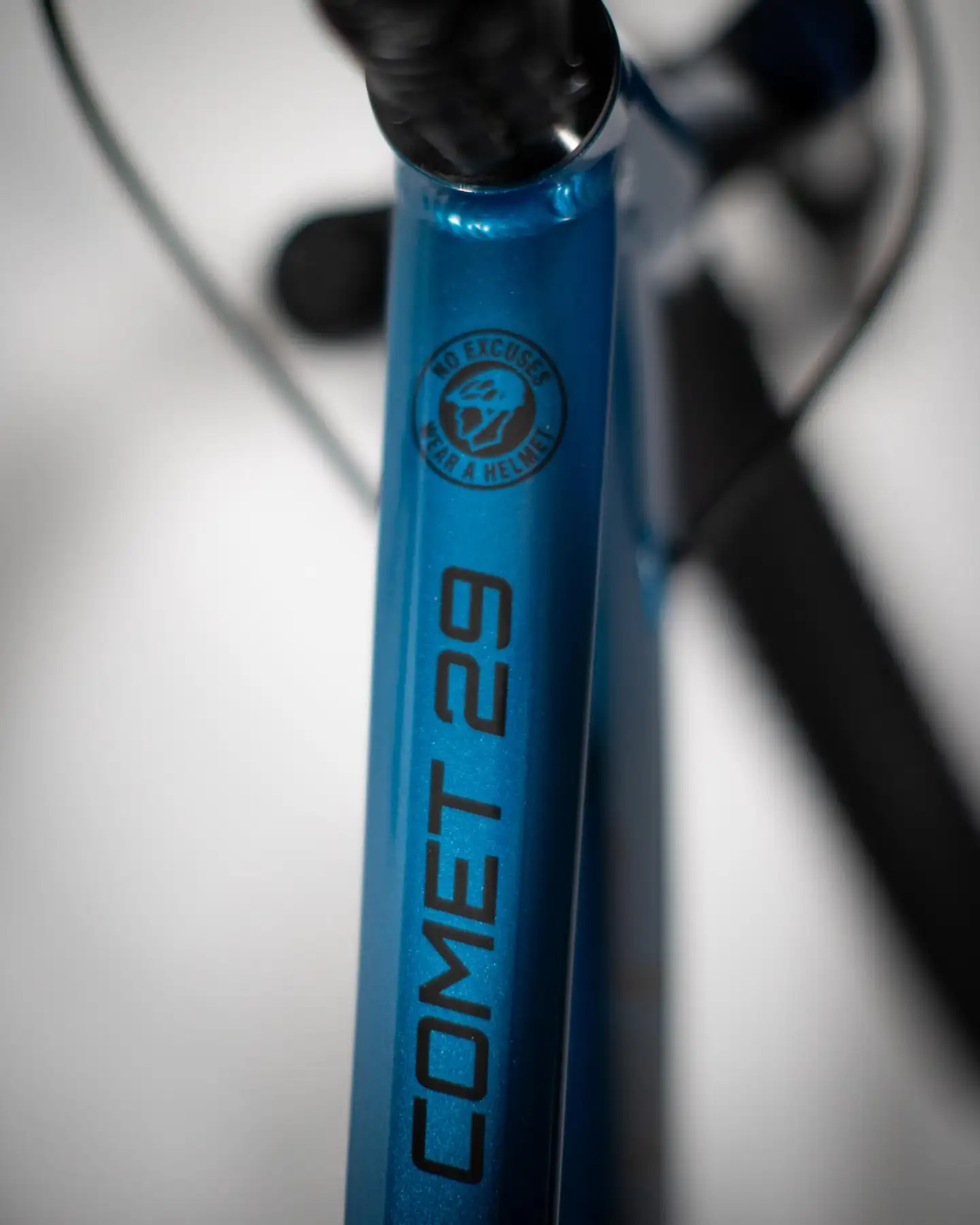 Jupiter Comet 29" maastopyörä 9-vaihdetta runko 46 cm sininen - 4