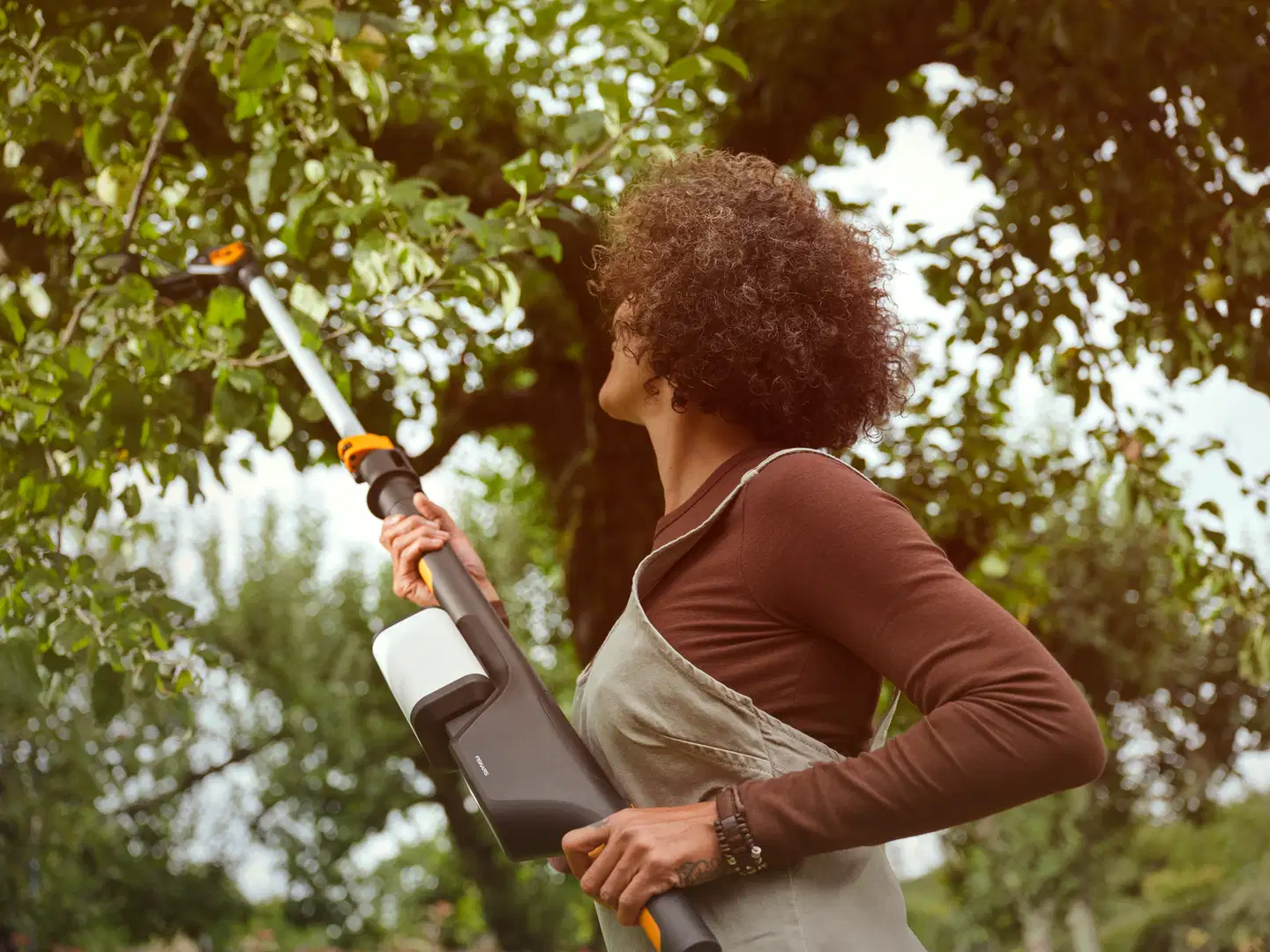 Fiskars akkuraivaussakset, ei akkua - 4