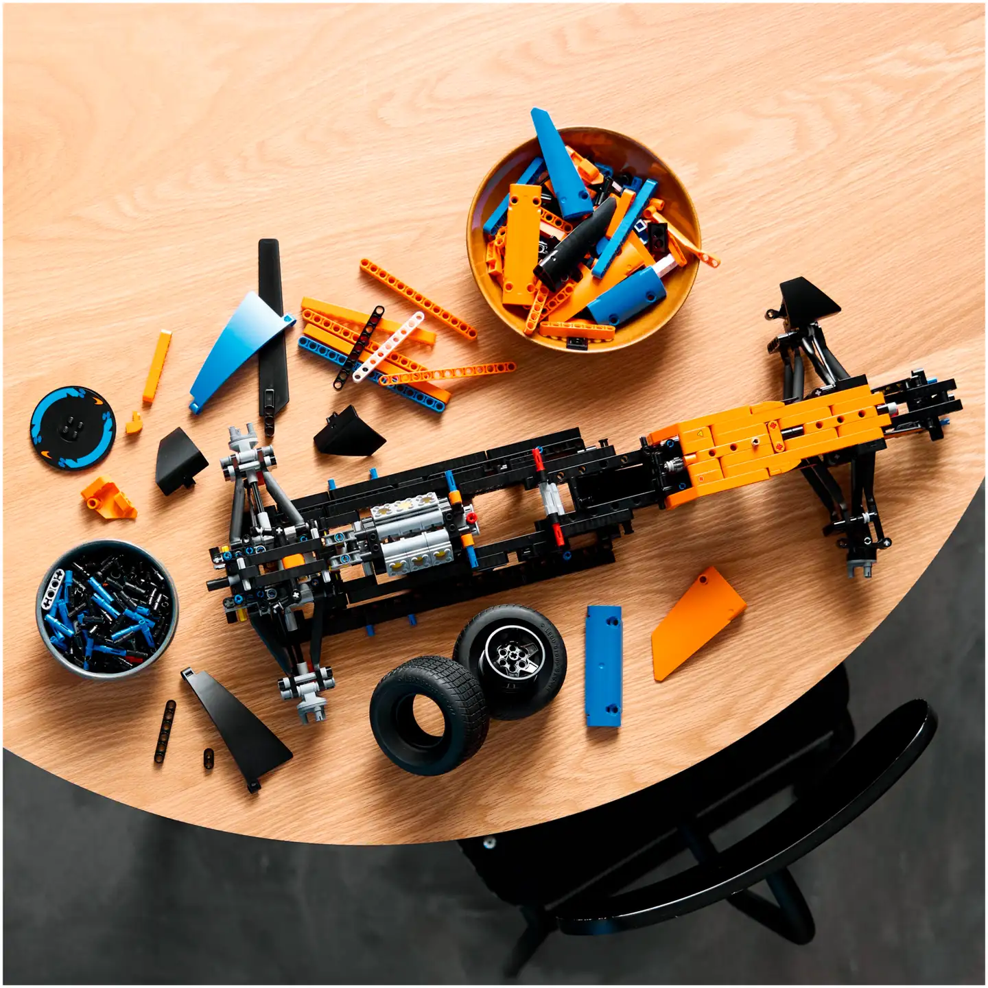 LEGO® Technic McLaren Formula 1™ kilpa-auto 42141 - 7