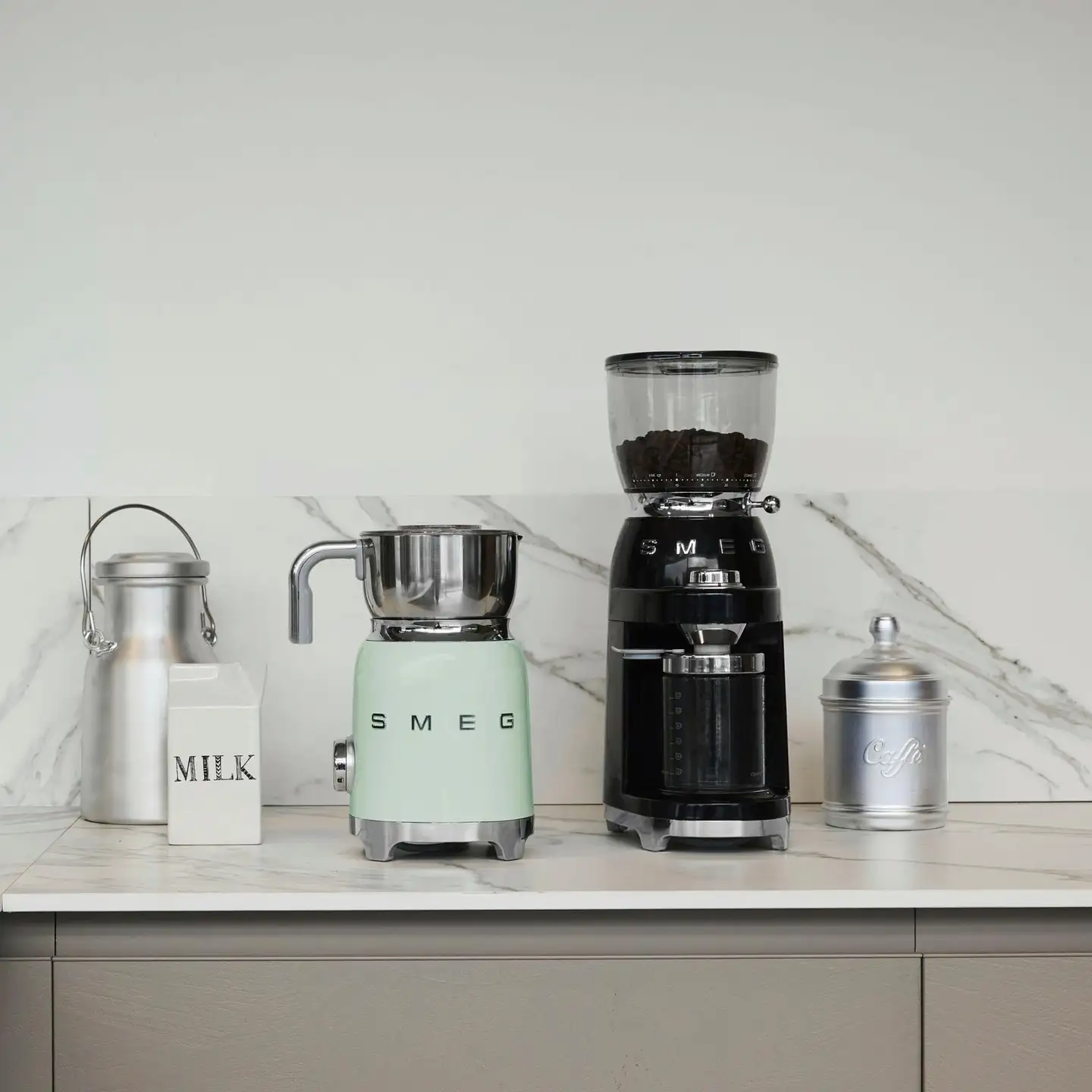 Smeg Maidonvaahdotin MFF11PGEU mintunvihreä - 7