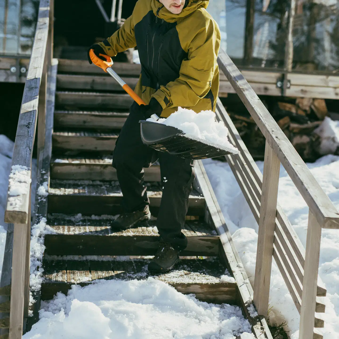 Fiskars Plus lumilapio musta - 5