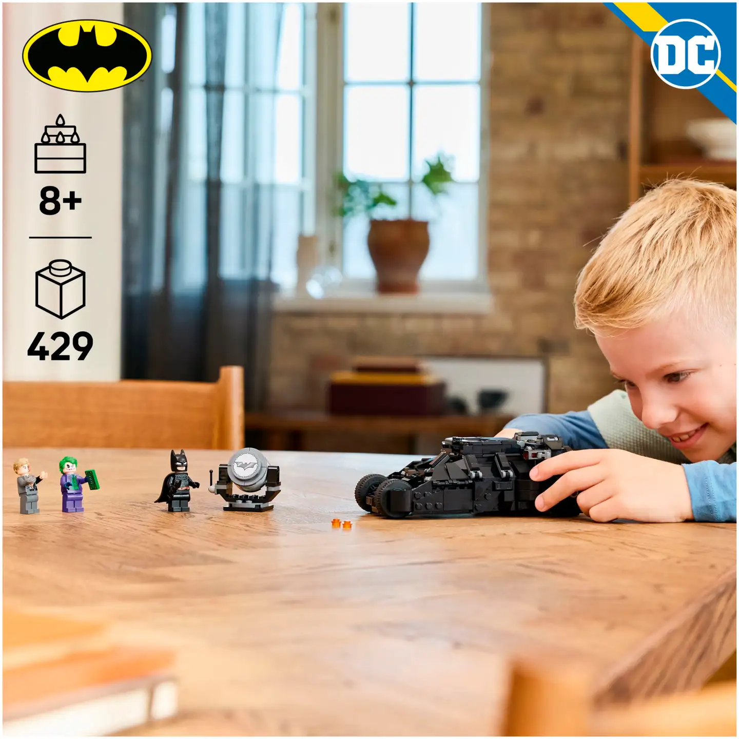 LEGO® Super Heroes DC 76303 Batman™ Tumbler vastaan Two-Face™ ja The Joker™ - 6