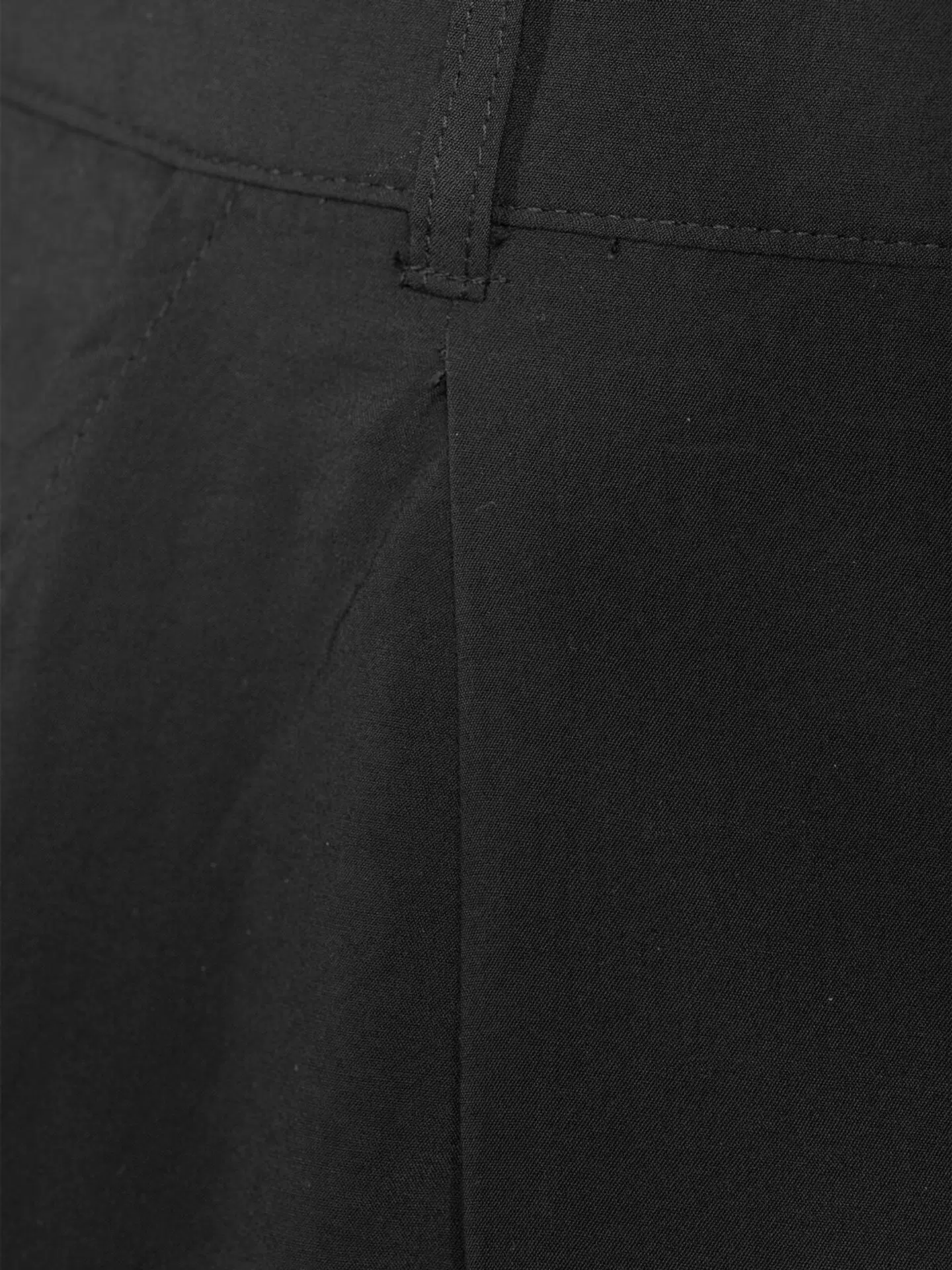 WKLY. naisten shortsit 222W160233 - BLACK - 5