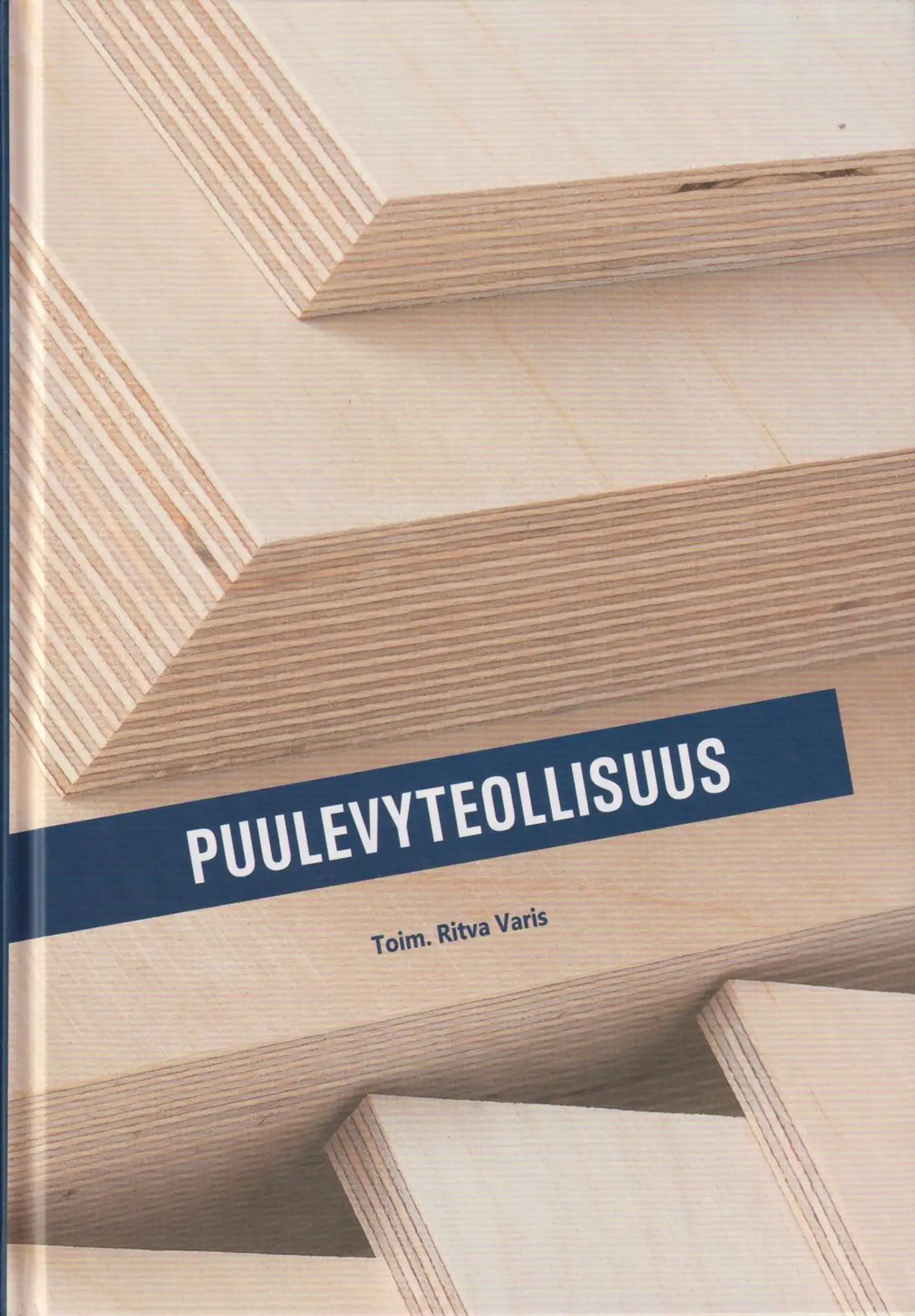 Akkanen, Puulevyteollisuus