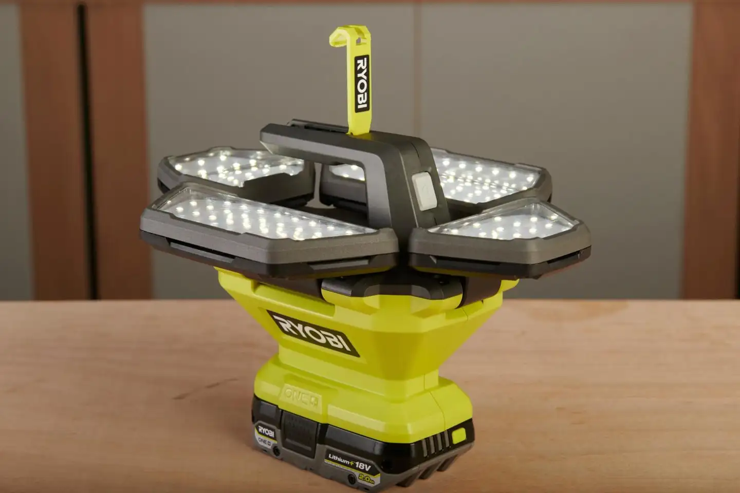 Ryobi 360 valaisin R18L360-0 - 17
