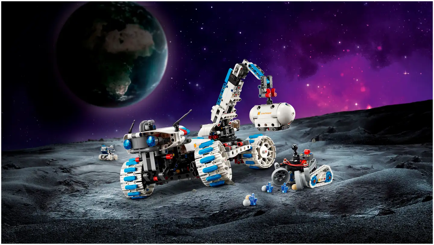 LEGO Technic 42211 Lunar Outpost™ avaruusmönkijä - 5