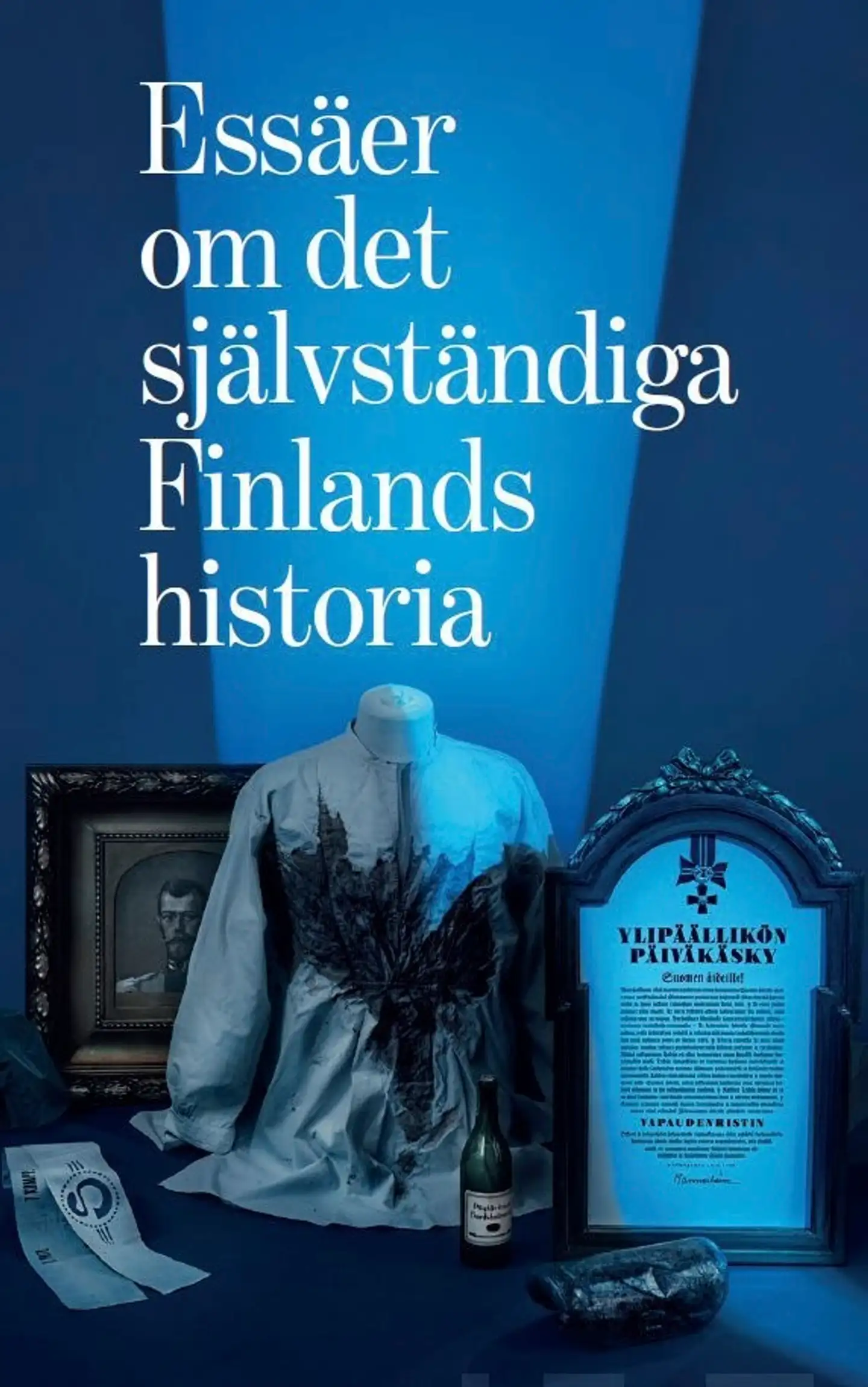 Essäer on det självständiga Finlands historia