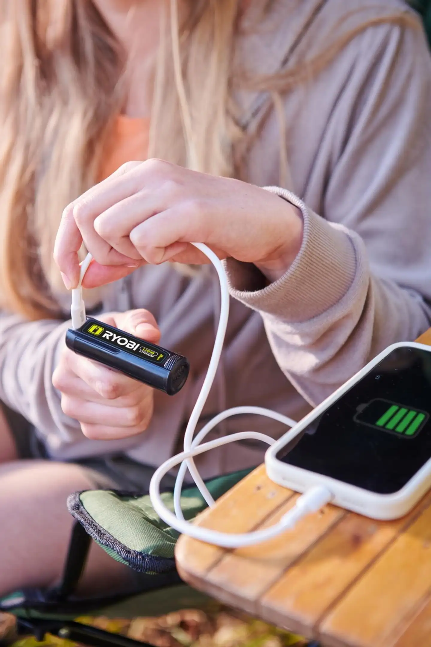 Ryobi 4V akkupaketti 2x 3,0 Ah USB Lithium RB4L30X2 - 6