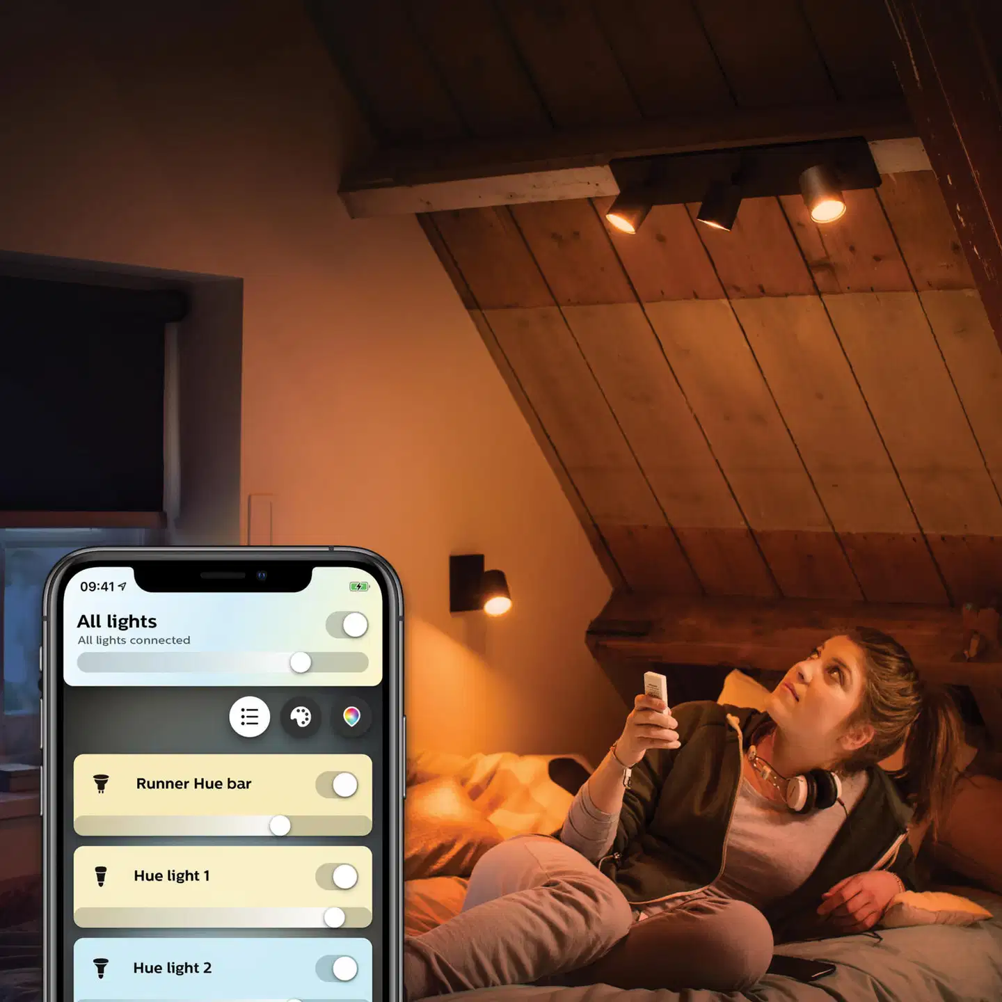 Philips Hue Runner -kohdevalaisin kolmella spotilla 4.2W 2200-6500K 400LM musta - 9