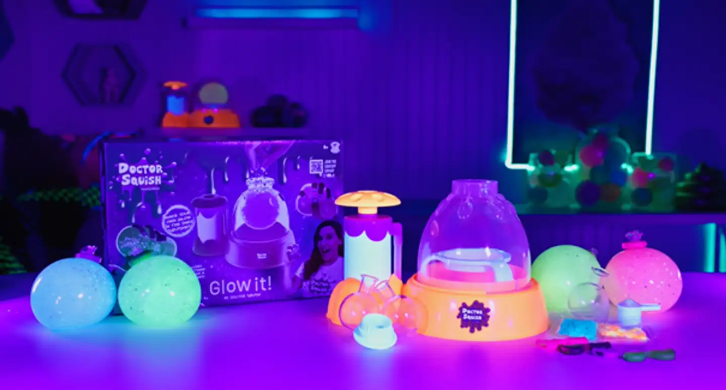 Doctor Squish Glow It Squishy Maker Station - 5