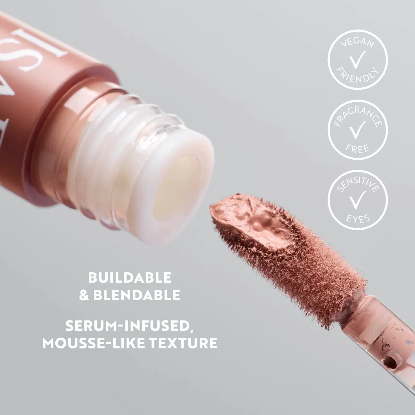 IsaDora The 24H Gleam Liquid Eyeshadow 2 ml - 81 Bare Cloud - 3