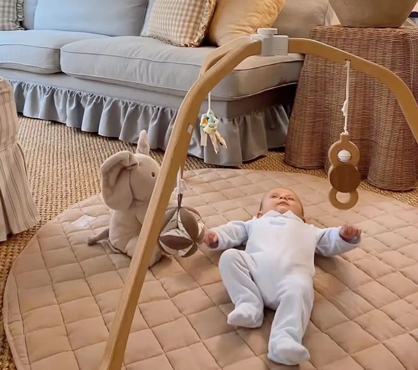 Pilvi leikkialusta - 6