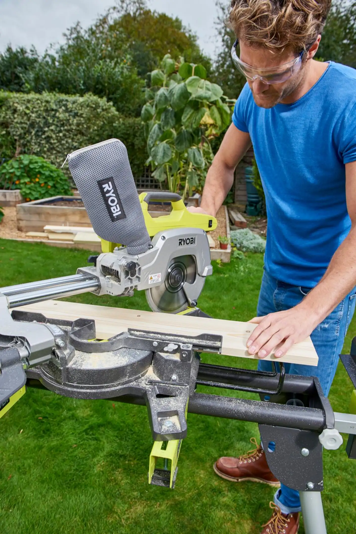 Ryobi 18V katkaisu- ja jiirisaha 216 mm R18MS216-0 - 8