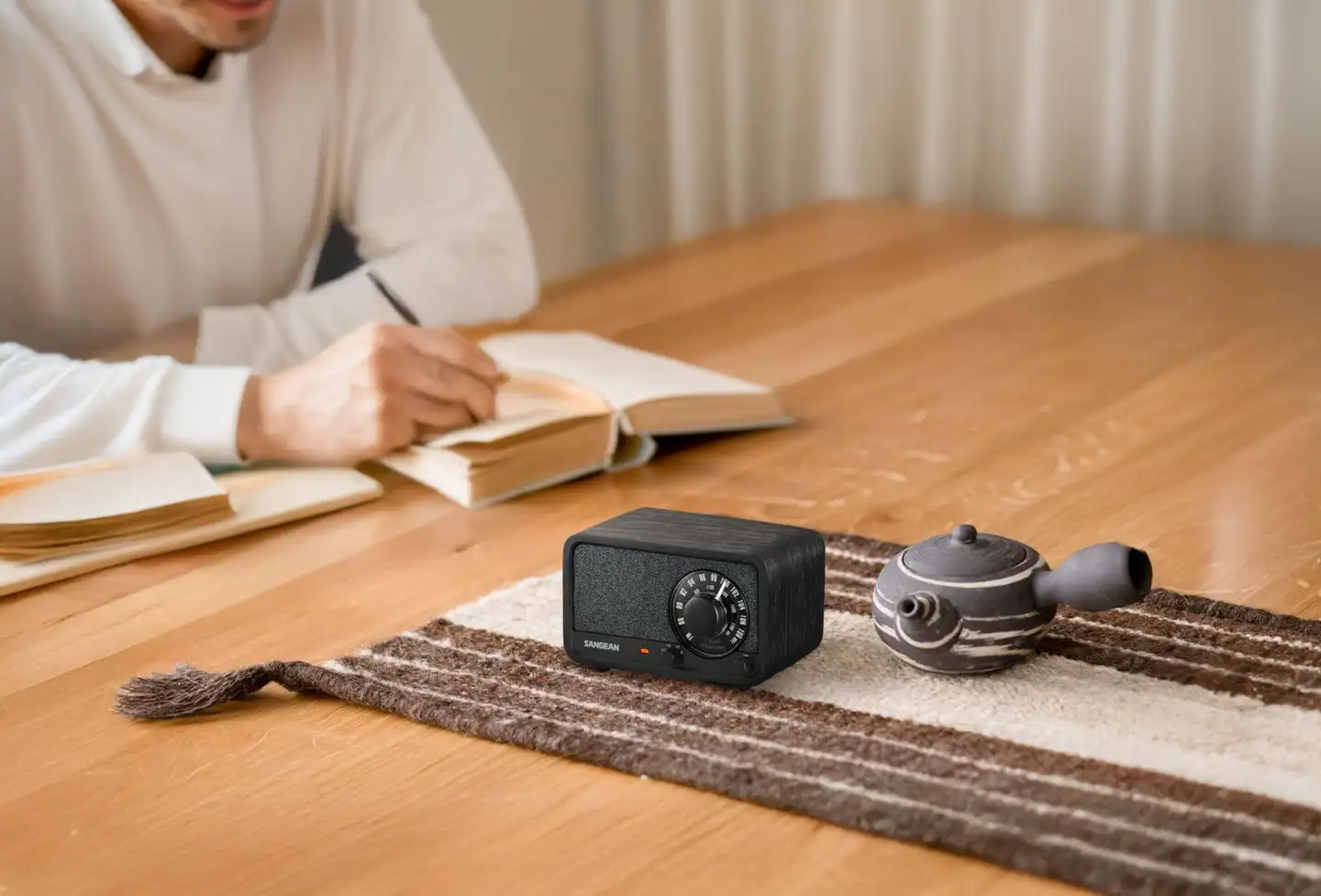 Sangean WR-8 Bluetooth pöytäradio, tumma tammi - 6