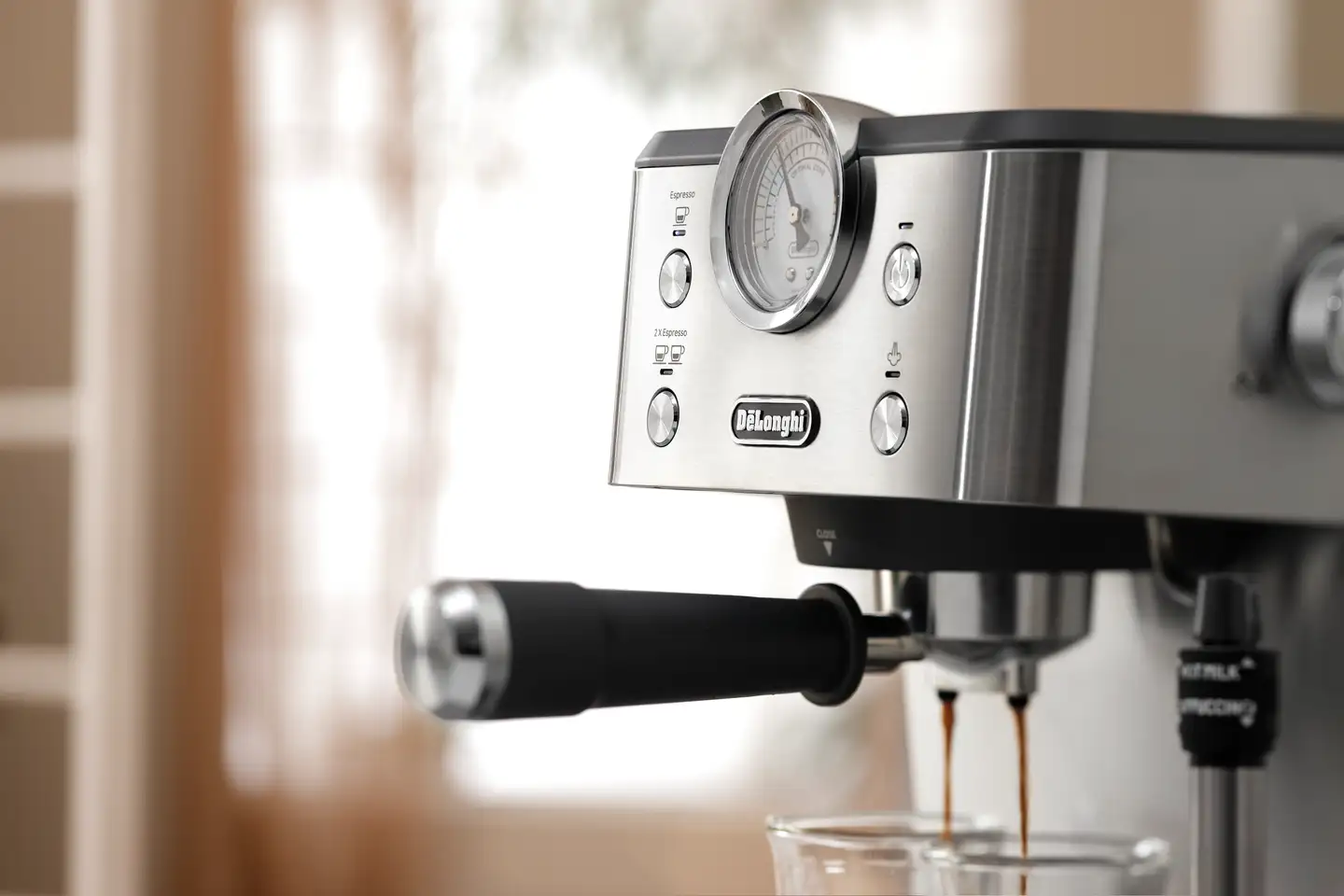 DeLonghi Classic espressokeitin EM450.M - 5