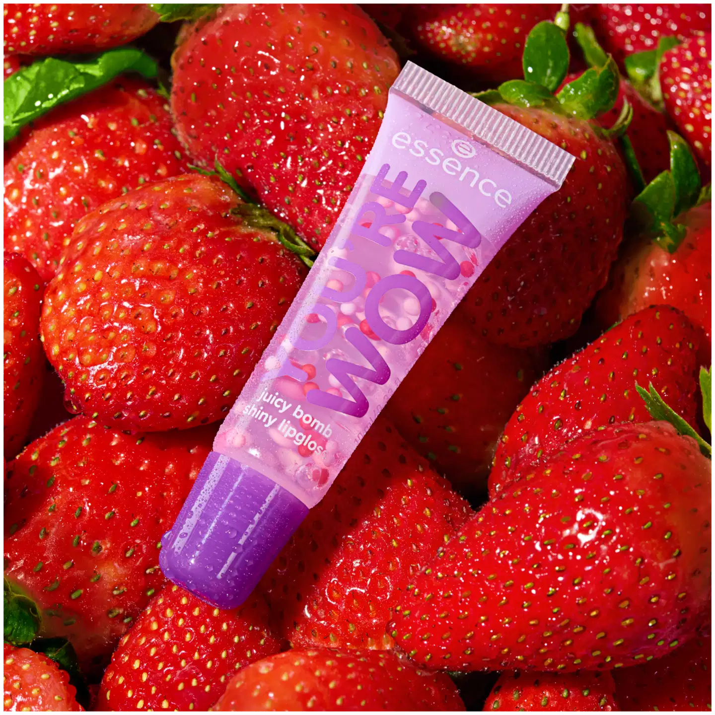 essence SAY IT WITH JUICY YOU'RE WOW juicy bomb shiny Huulikiilto 04 - 4