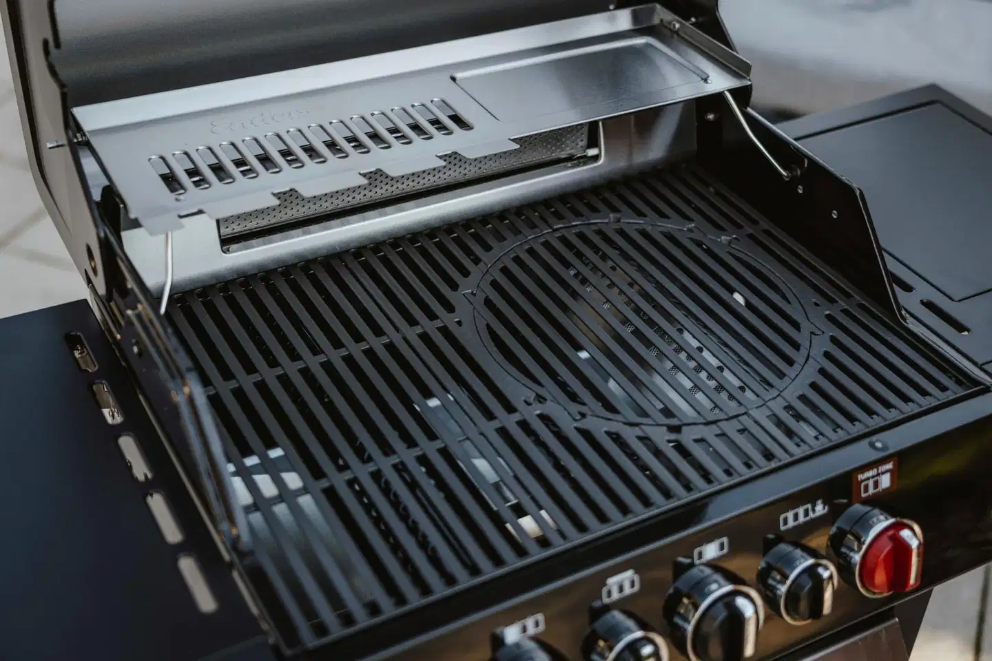 Enders kaasugrilli Boston Black 3 SIKR - 3