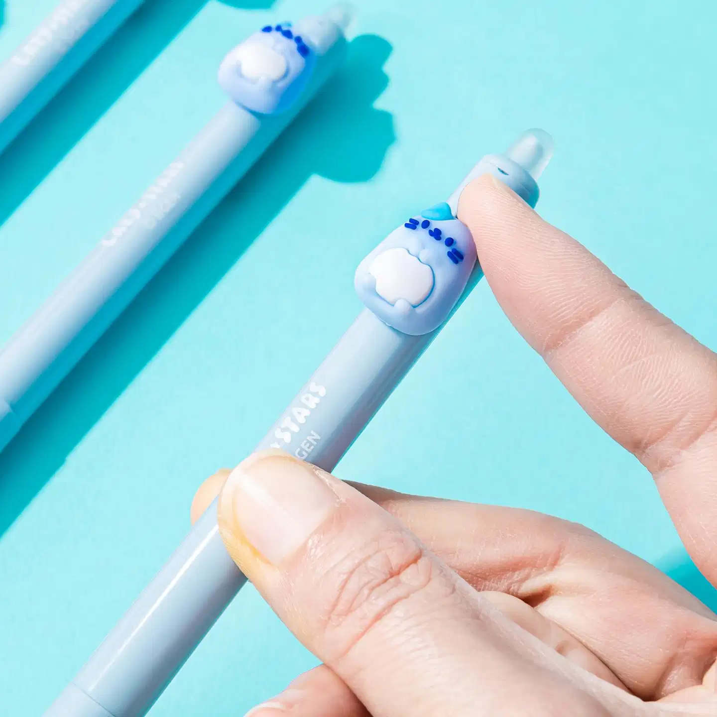 Pyyhittävä geelikynä kissa - 2