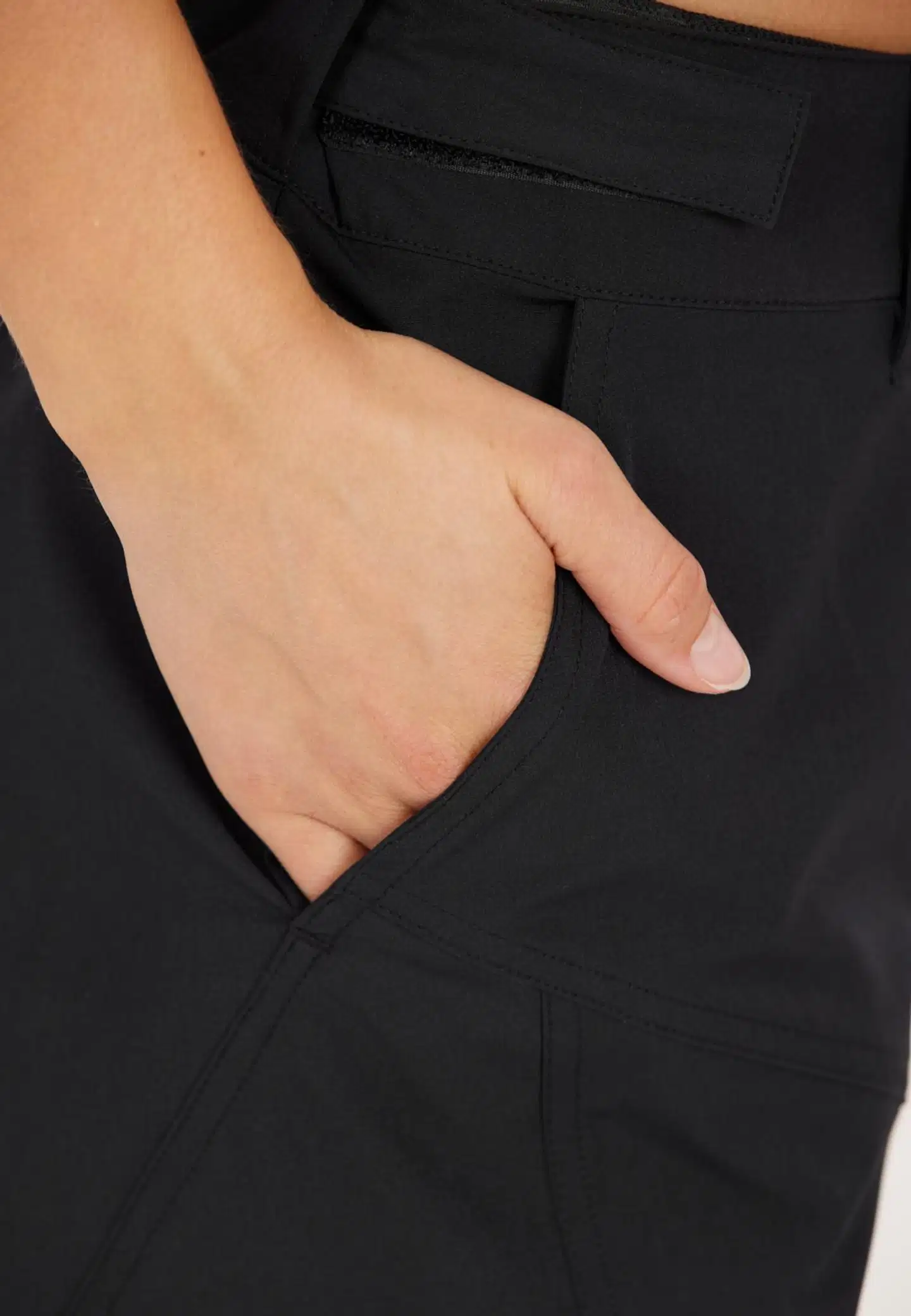 Endurance naisten Balhia 2-in-1 pyöräilyshortsit - BLACK - 8