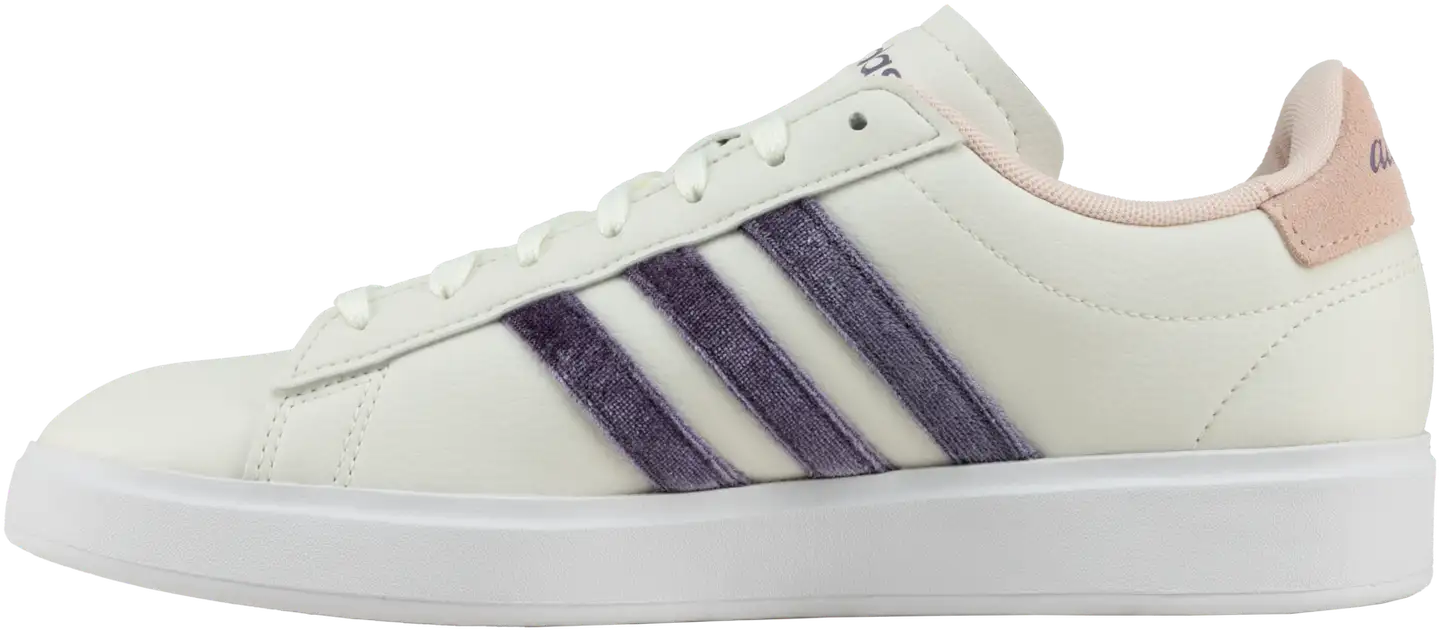 adidas naisten tennarit Grand Court ID4524 - off white/shadow violet/quartz - 3