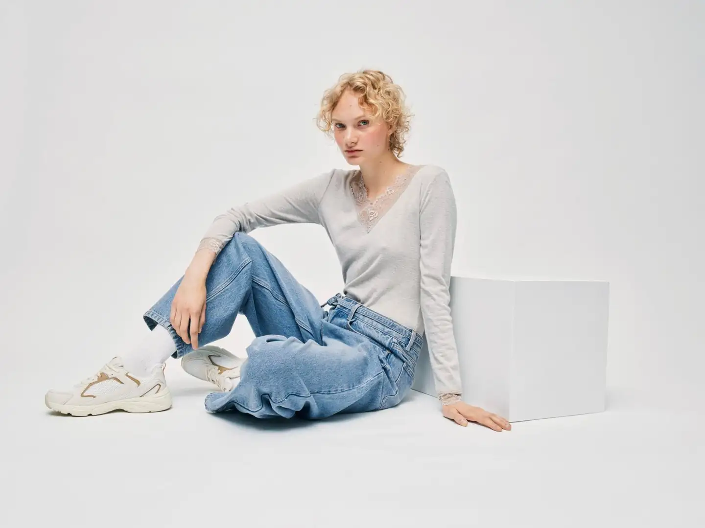 WKLY. naisten trikoopusero 213W341102 - Sand mel. - 3