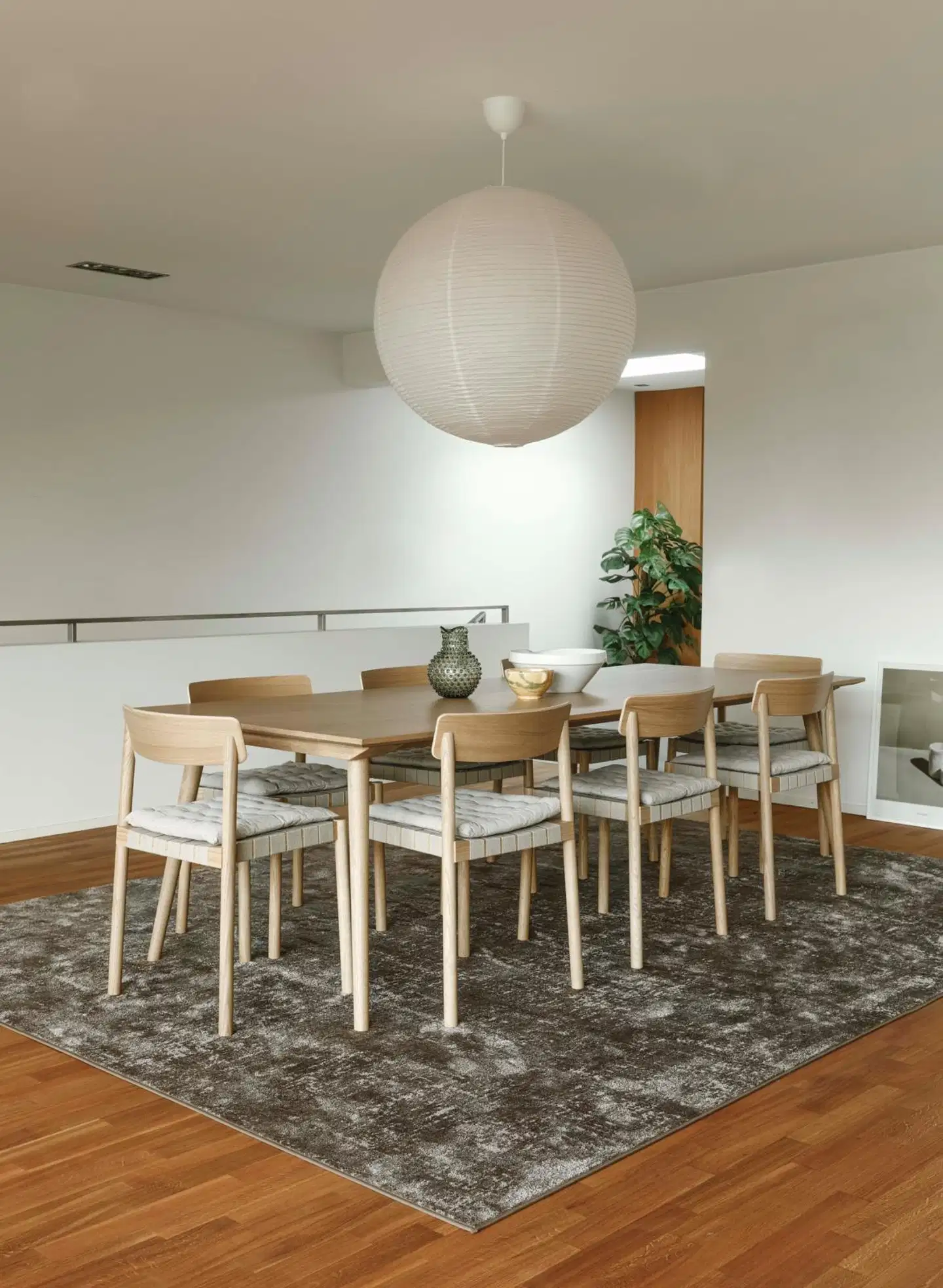 VM Carpet nukkamatto basaltti - 400 ruskea - 4