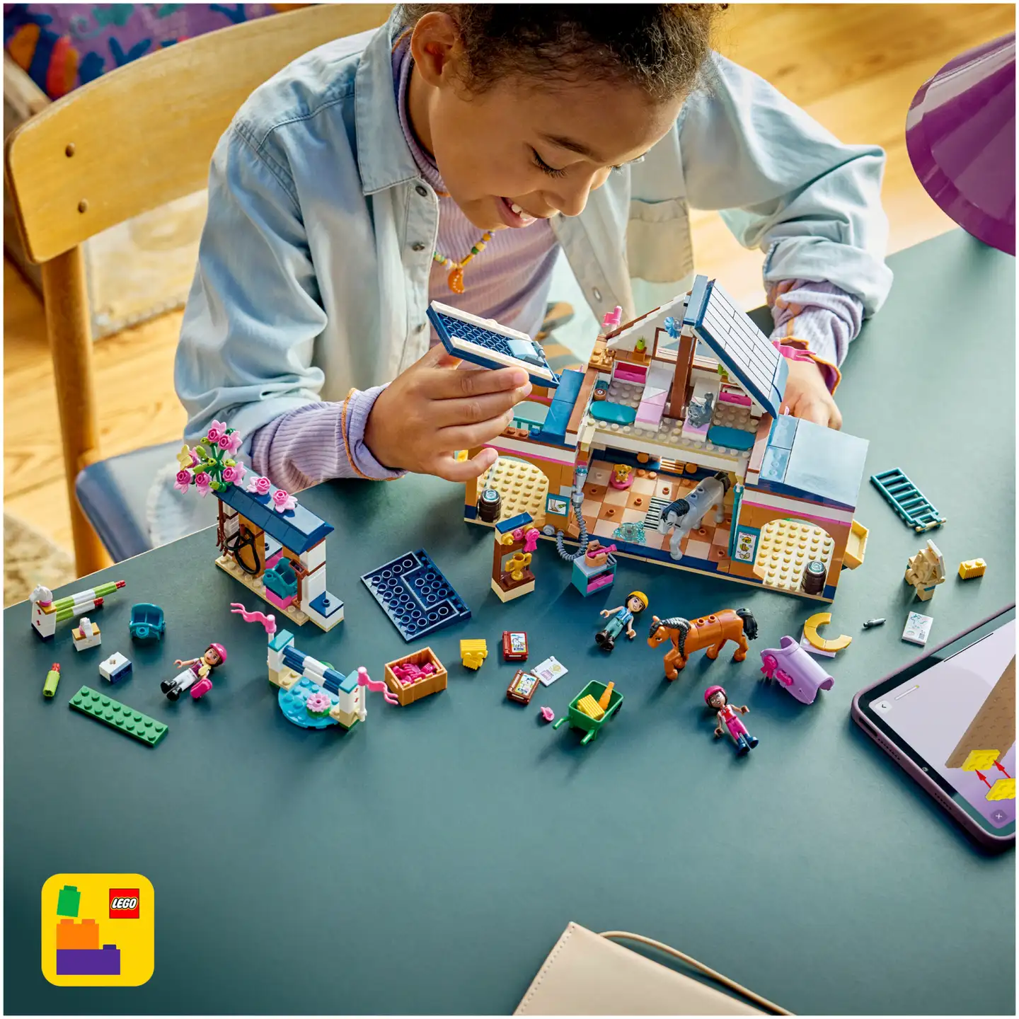 LEGO® LEGO Friends 42688 Hevostalli ja ratsastuskoulu - 3