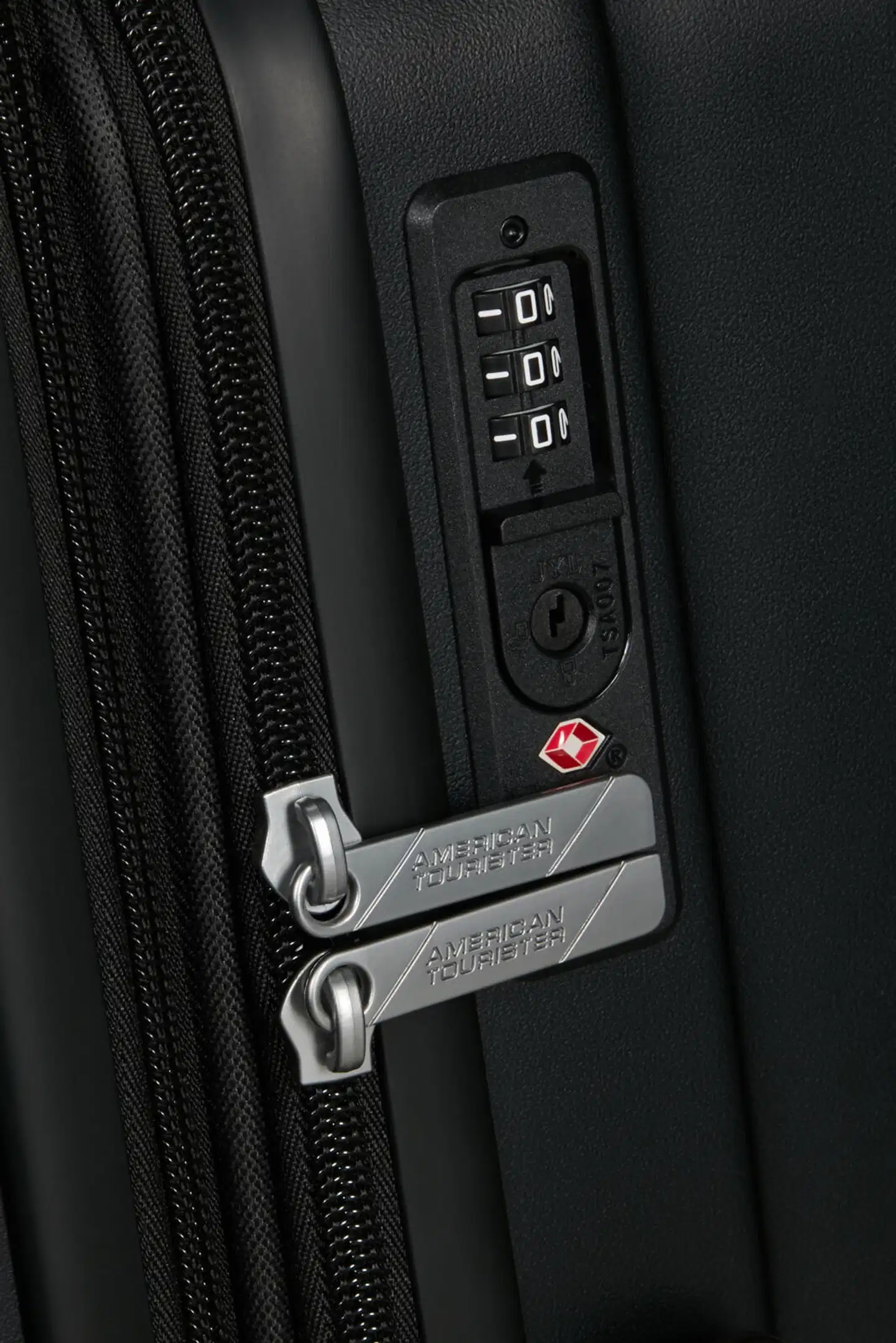 American Tourister matkalaukku Aerojoy Spinner 66 EXP TSA - 2